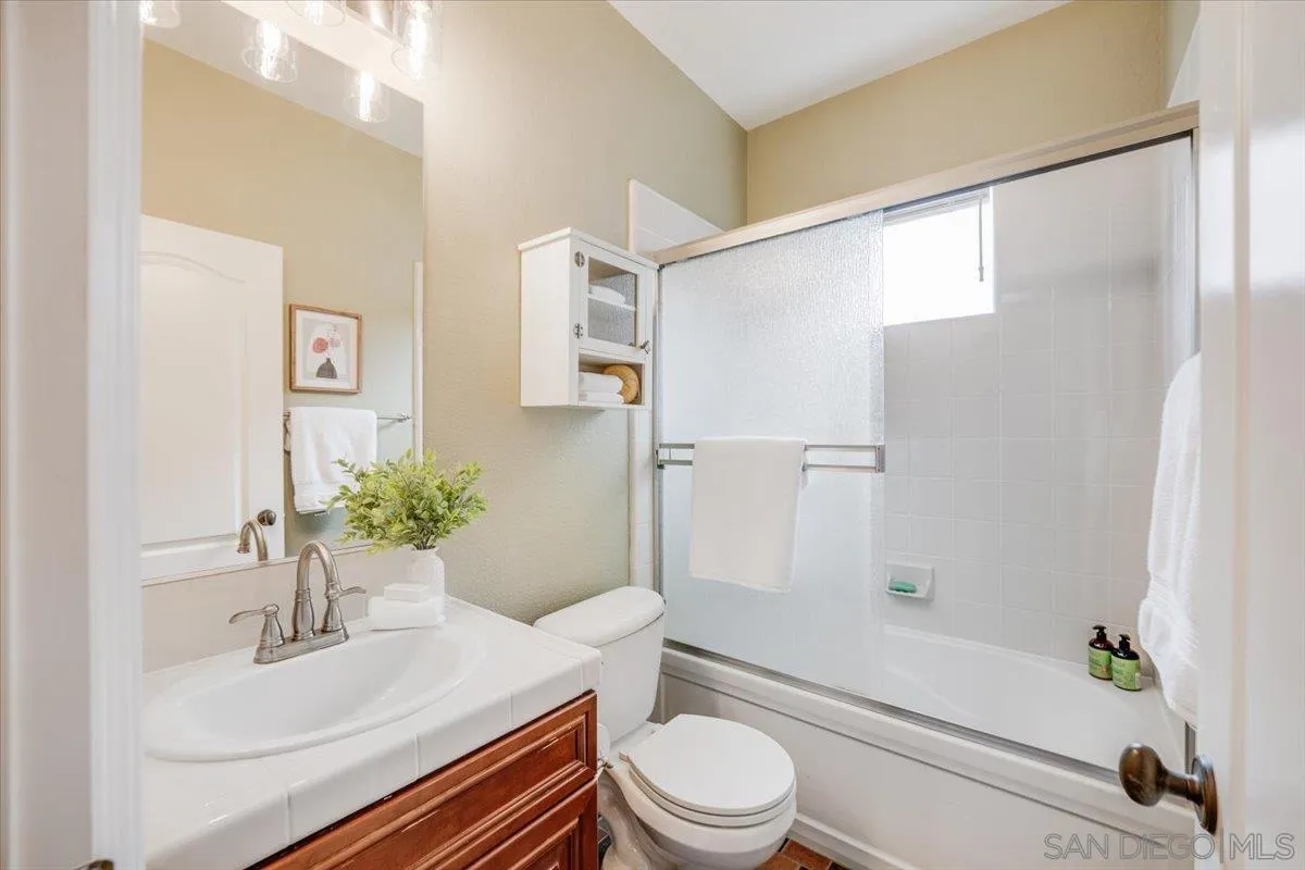 https://cdn.realtyfeed.com/cdn/127/260006297/e8597e1051006623b2a3bd6f7c8a408f.webp