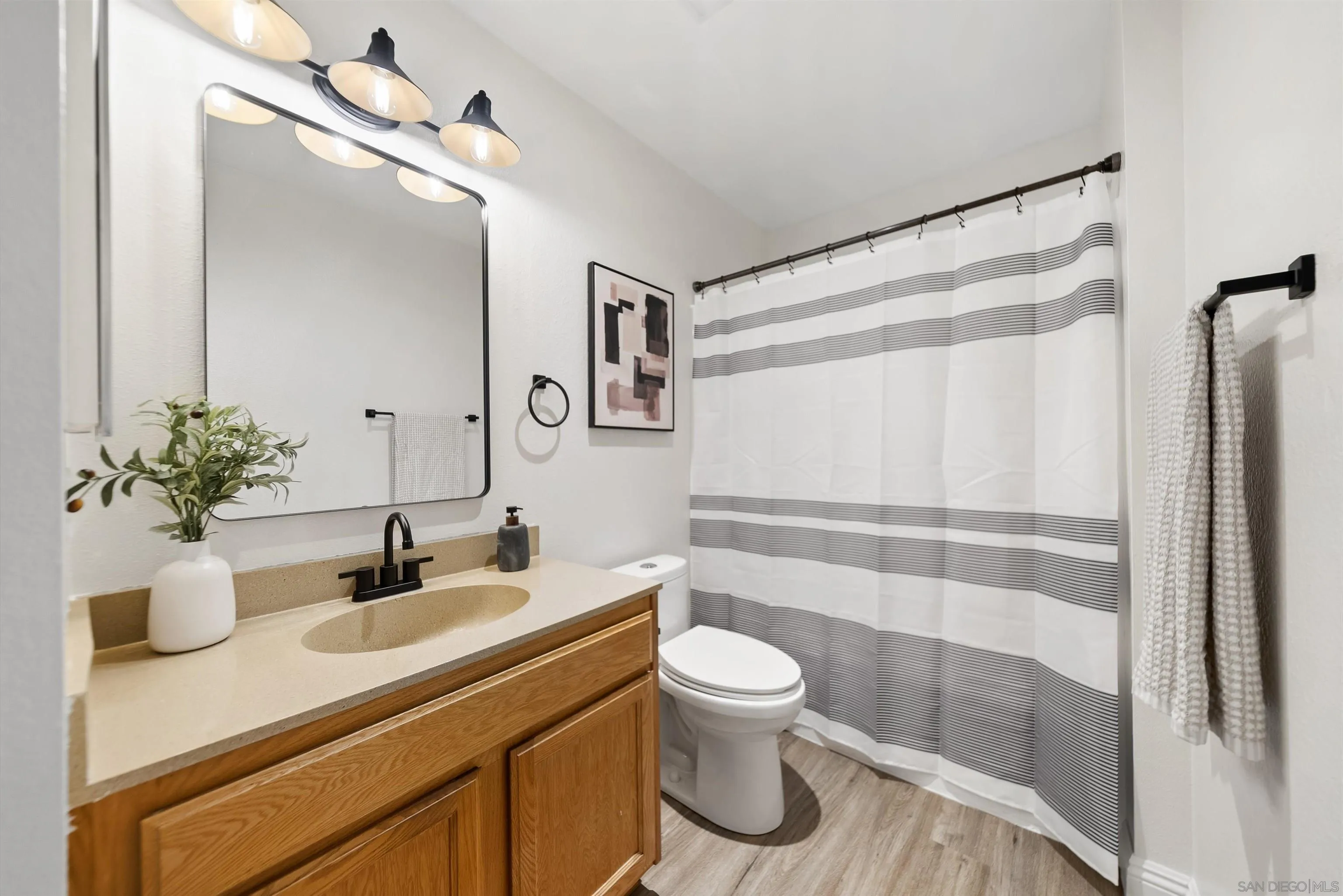 Photo #10: 260006299 Listing: Photo #10