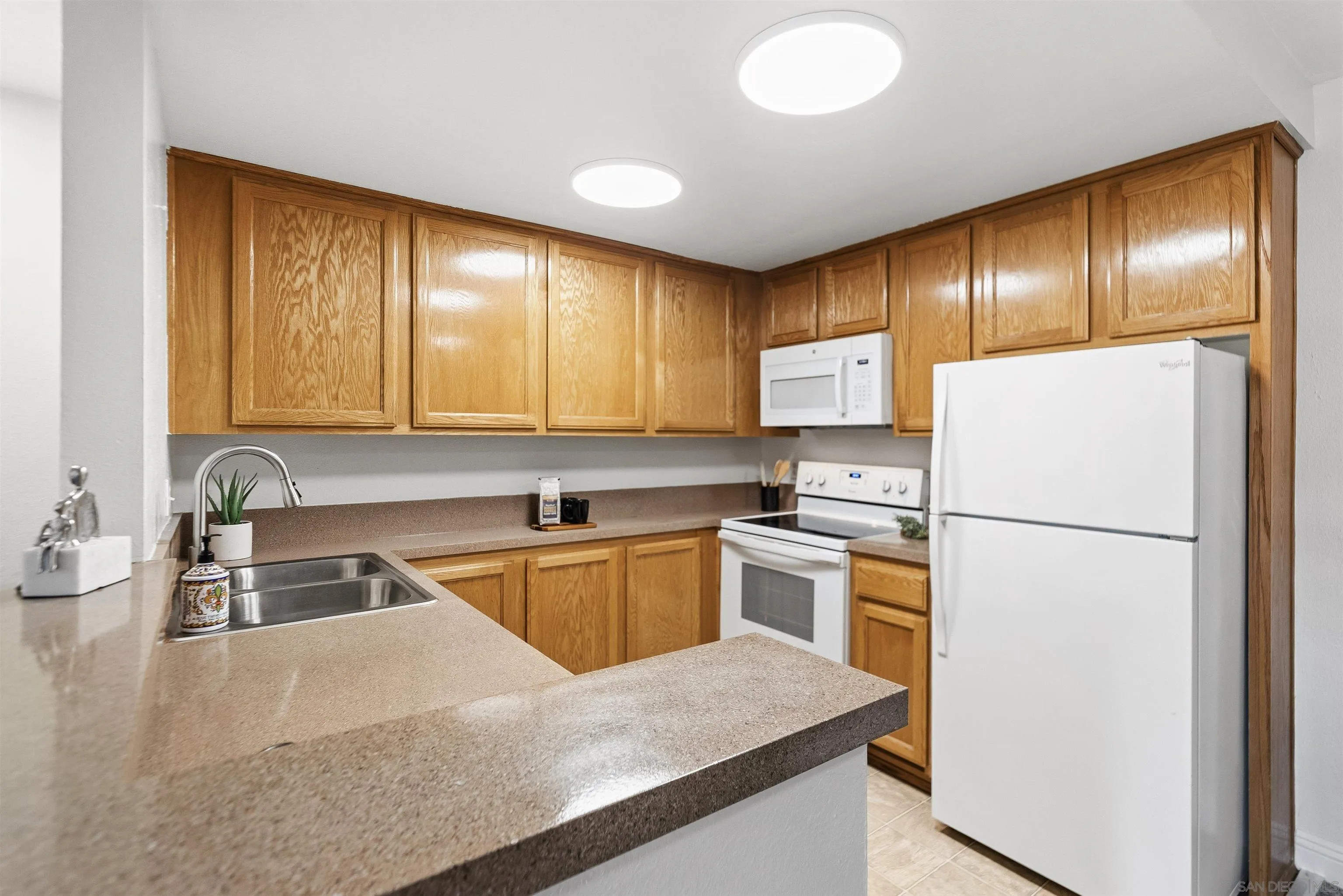 Photo #12: 260006299 Listing: Photo #12