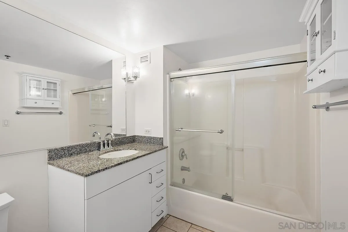 Photo #16: 260006302 Listing: Photo #16