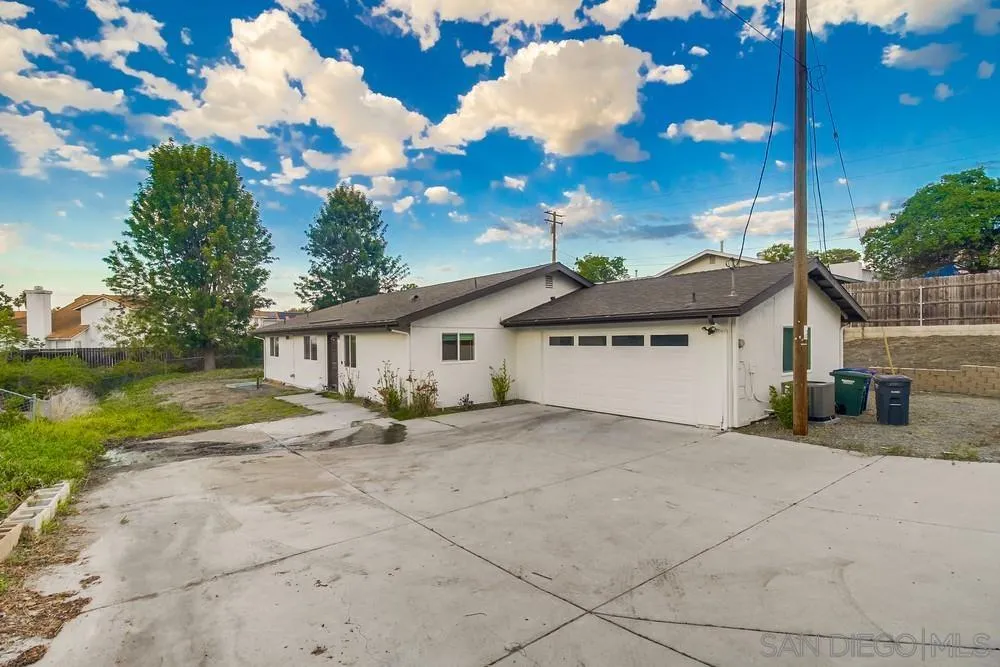 https://cdn.realtyfeed.com/cdn/127/260006303/2c8fe73c24af11a40c1b1a1f5a0d1e24.webp