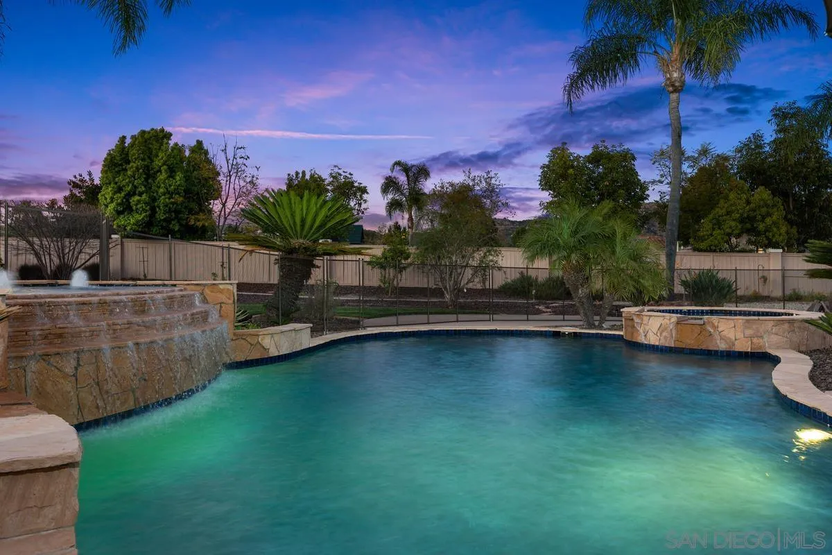 https://cdn.realtyfeed.com/cdn/127/260006305/f8d071ead0d81e7d245ee0b43960f5f1.webp