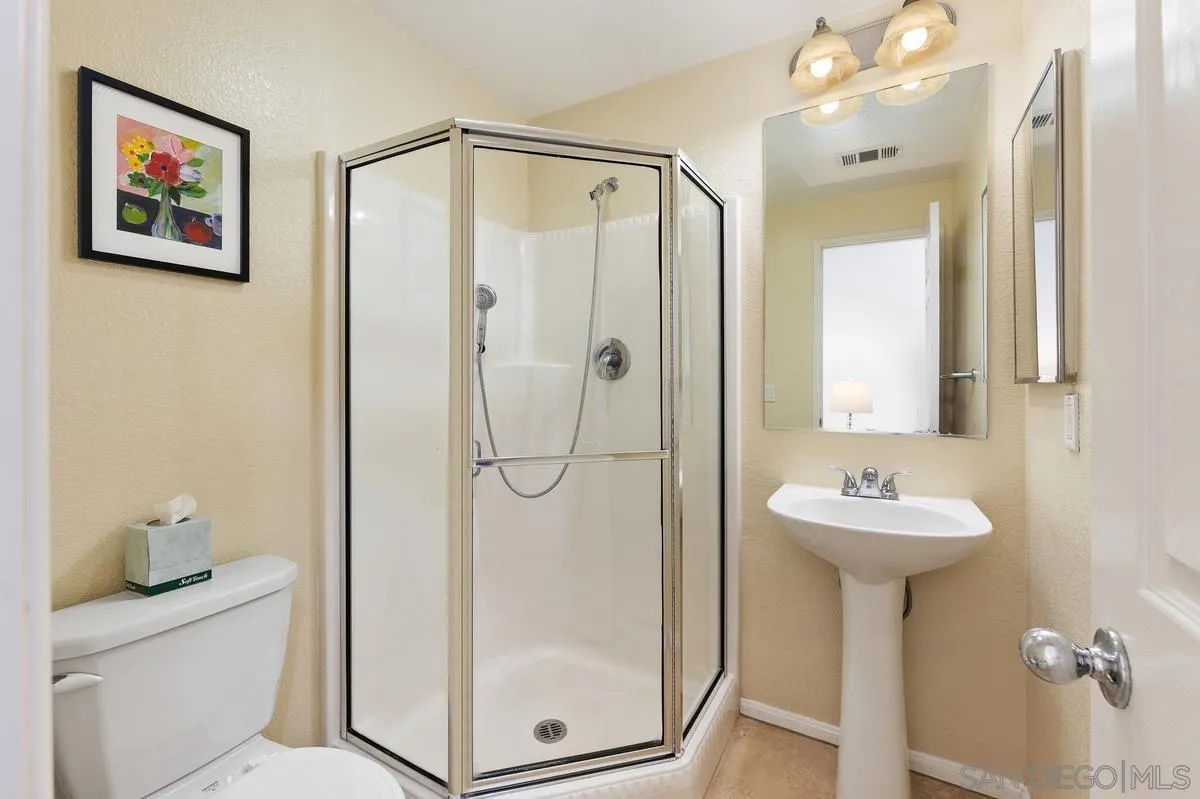 Photo #19: 260006309 Listing: Photo #19