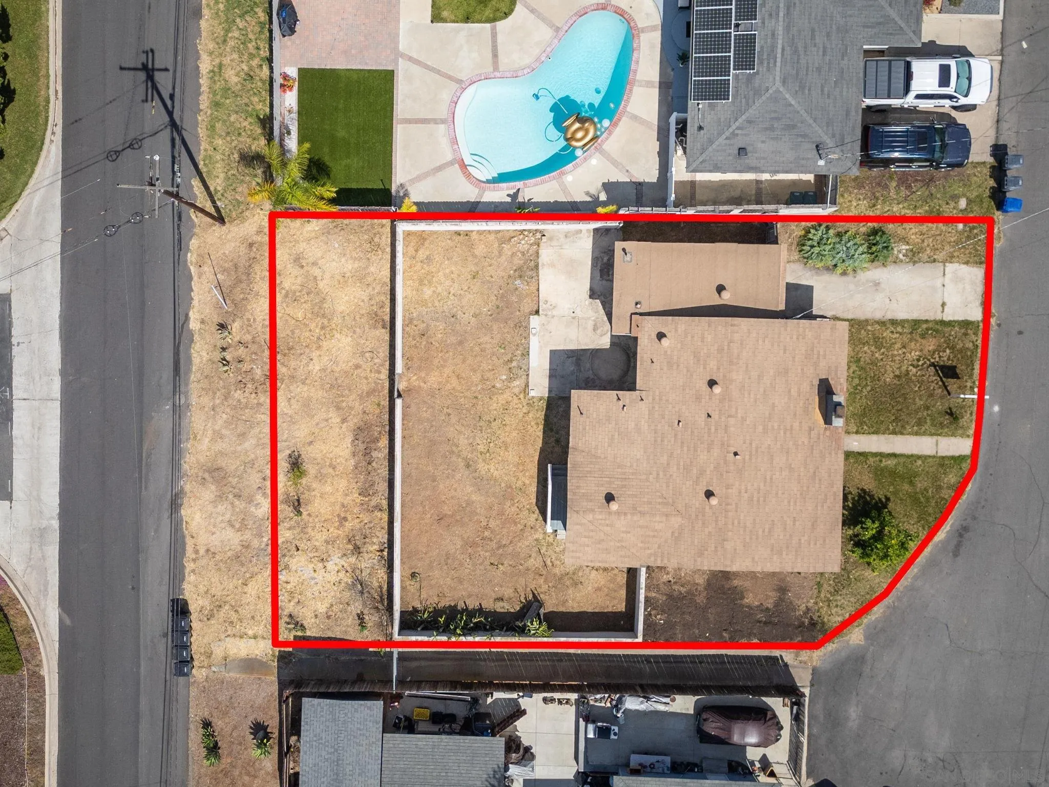 https://cdn.realtyfeed.com/cdn/127/260006316/3331b3a59a9edb14cbe3fa324223b983.webp