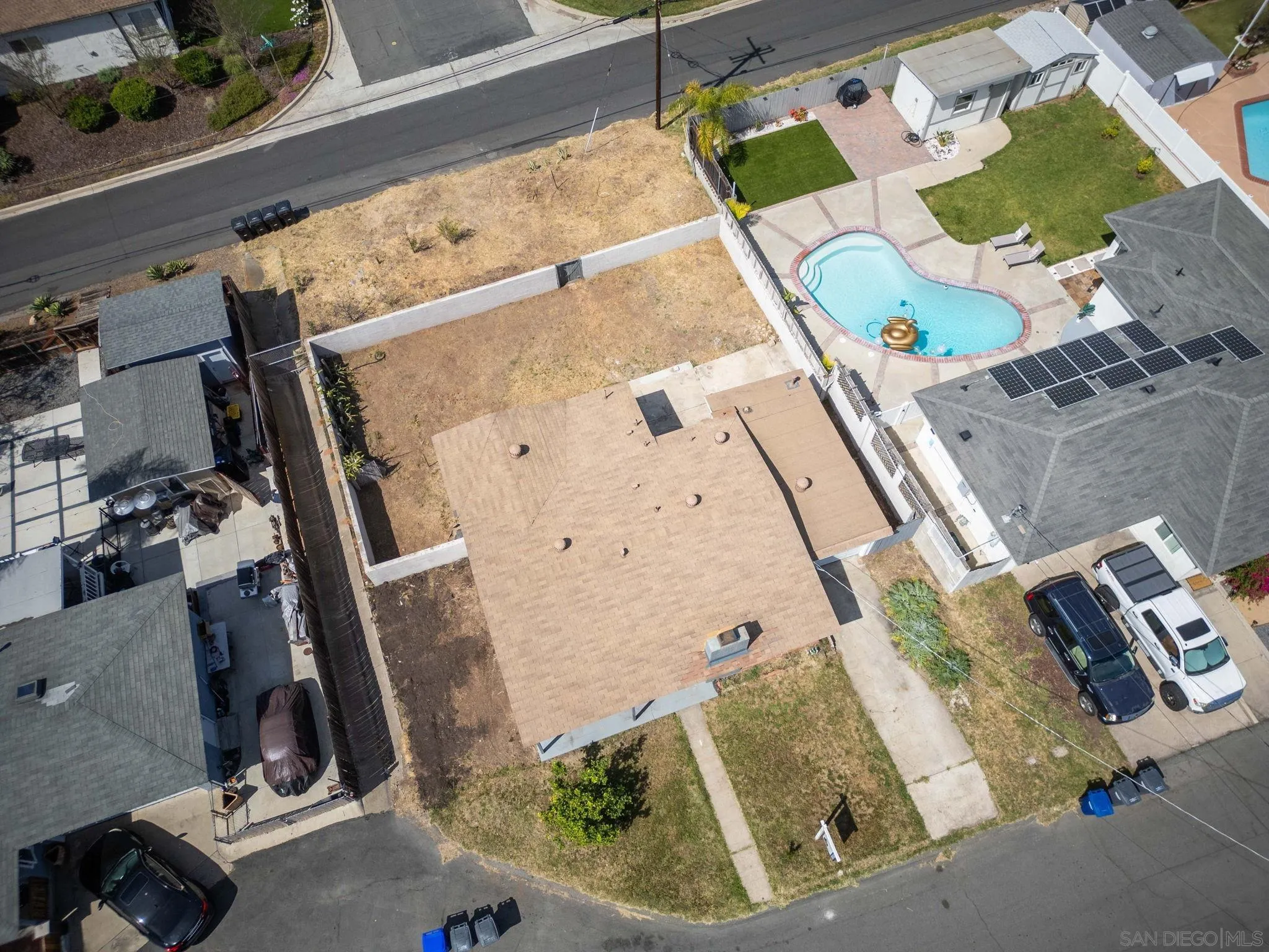 https://cdn.realtyfeed.com/cdn/127/260006316/86d0071f661e36b89ffcabf5afaf8e64.webp