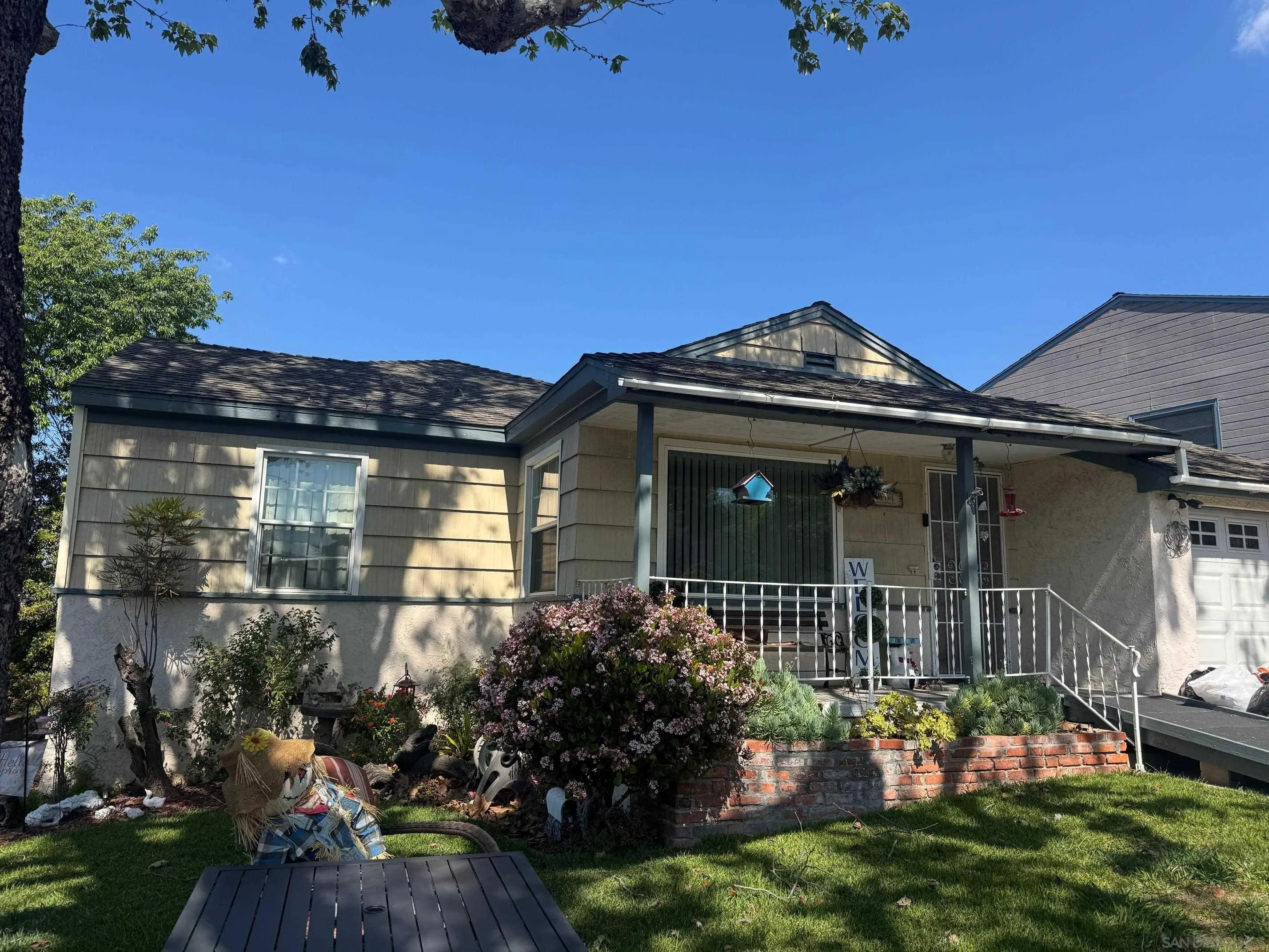 https://cdn.realtyfeed.com/cdn/127/260006327/2626e2d23624d24f65fb9aec153bd026.webp