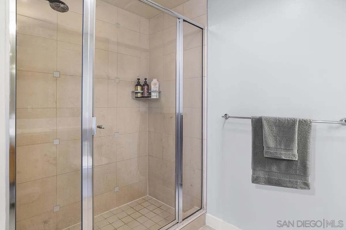 Photo #24: 260006330 Listing: Photo #24