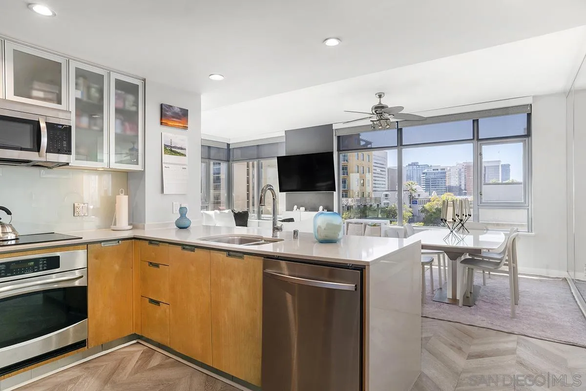 Photo #17: 260006330 Listing: Photo #17