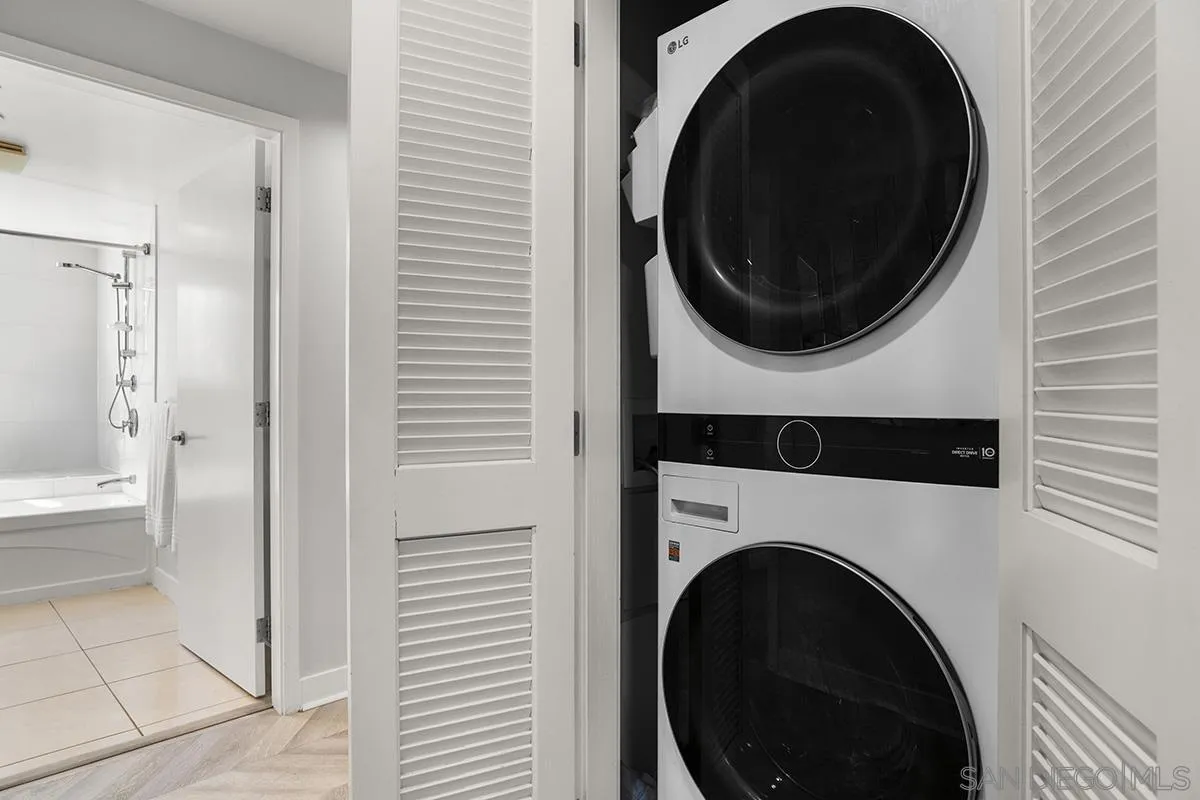 Photo #27: 260006330 Listing: Photo #27