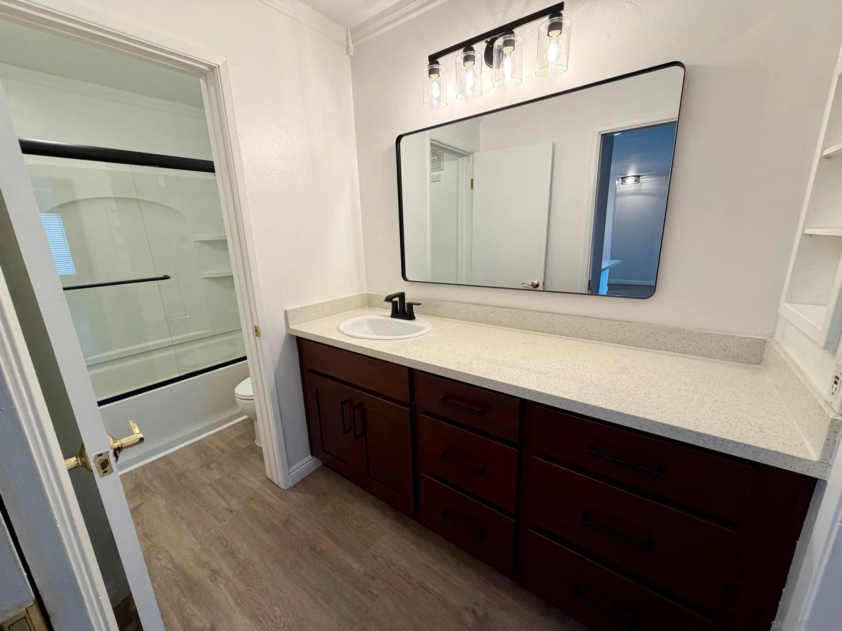Photo #9: 260006331 Listing: Photo #9