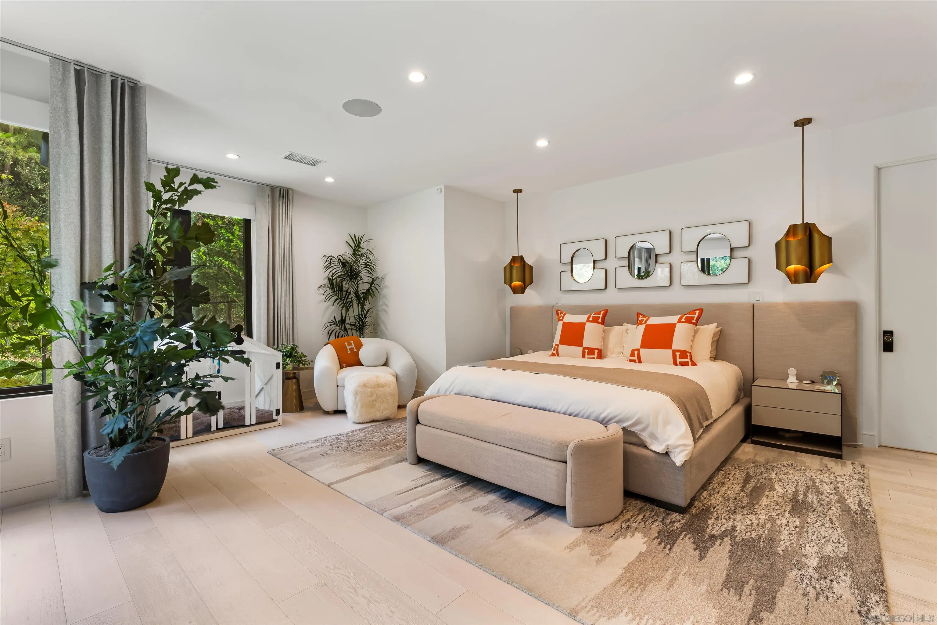 https://cdn.realtyfeed.com/cdn/127/260006336/2155efc3fdf4529f2420d16242d22e0d.webp