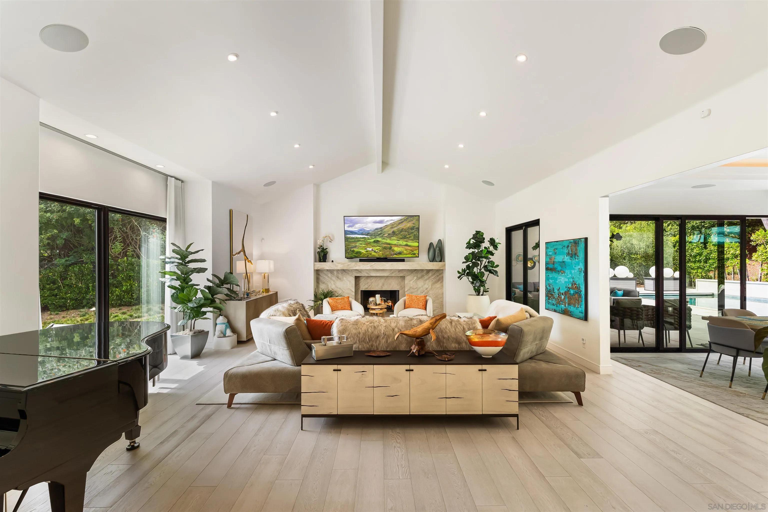 https://cdn.realtyfeed.com/cdn/127/260006336/c799c106078eac3047ddf0fd542e3d6b.webp