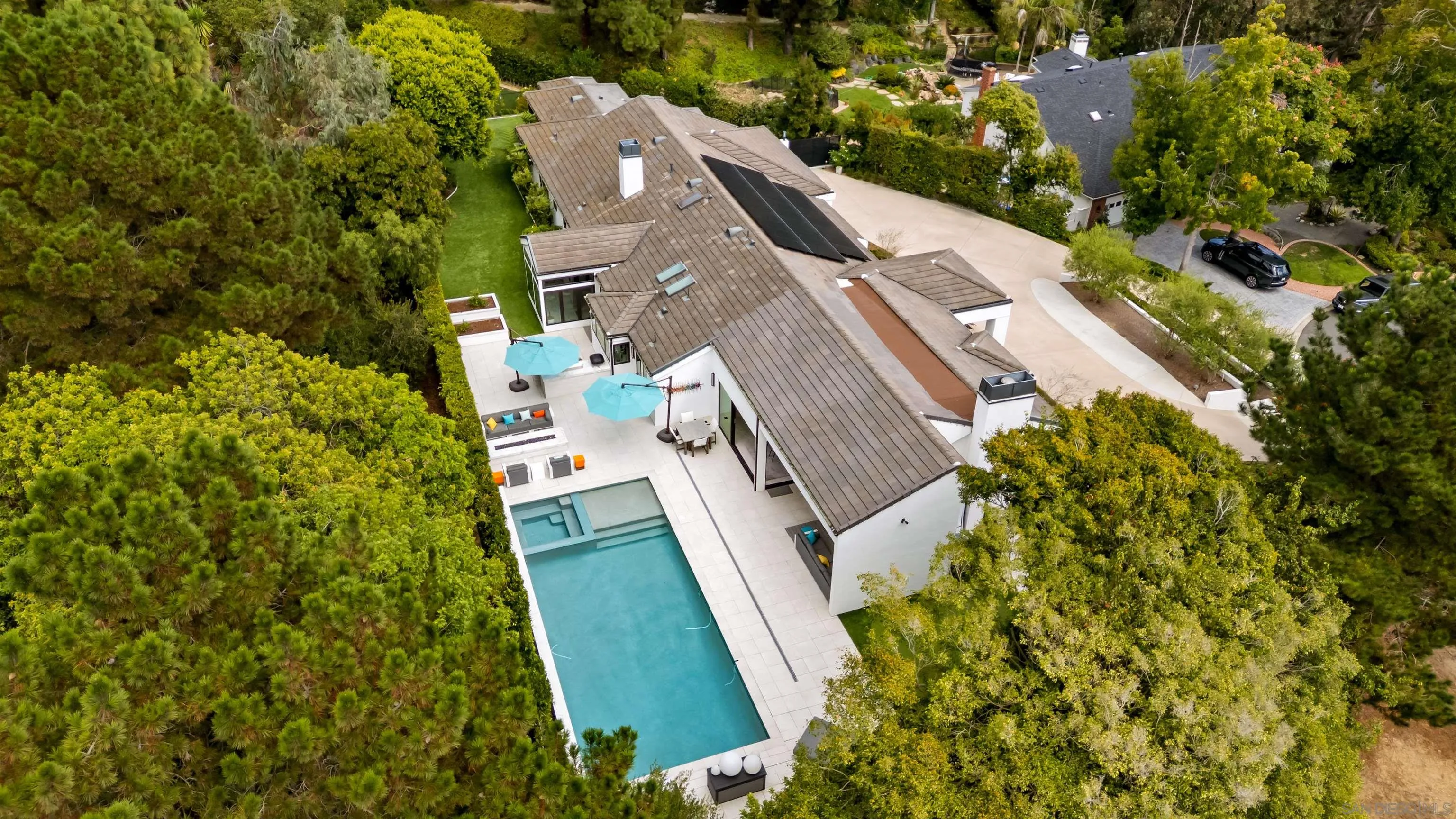 https://cdn.realtyfeed.com/cdn/127/260006336/e2ca985652767ad983d3e8c2892ce816.webp