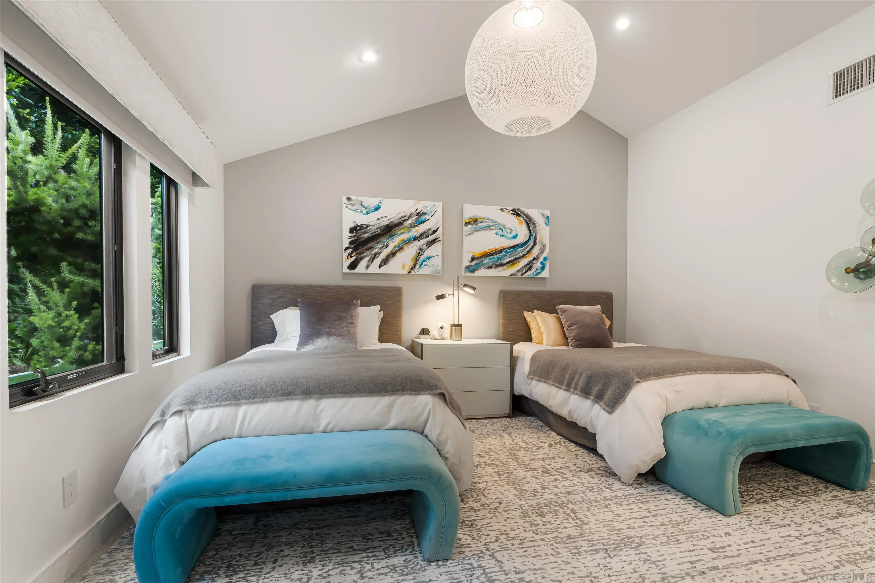 https://cdn.realtyfeed.com/cdn/127/260006336/f8df825e39cb8370b7f1738e91b42952.webp