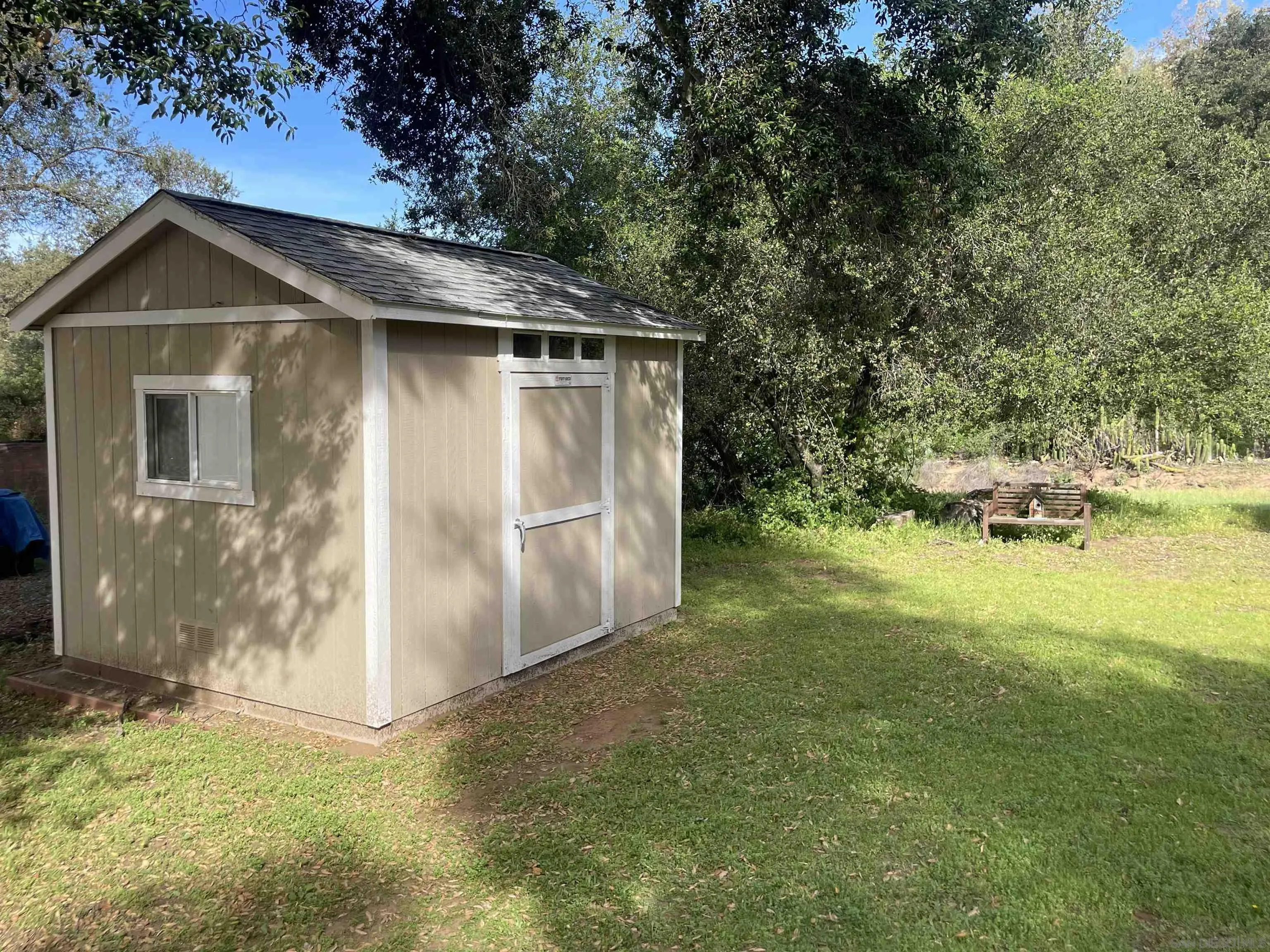 https://cdn.realtyfeed.com/cdn/127/260006339/d5a92886e0a6dd8e73213bc526d2f99f.webp