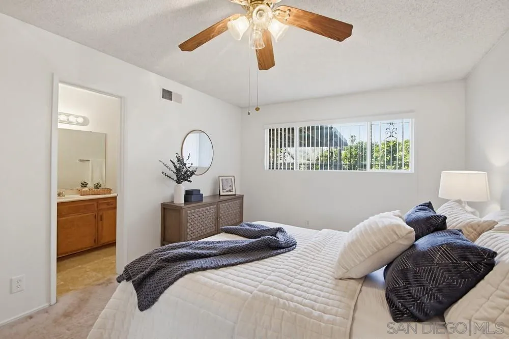 https://cdn.realtyfeed.com/cdn/127/260006343/3ecdc05aacb966462c23874931bfc036.webp