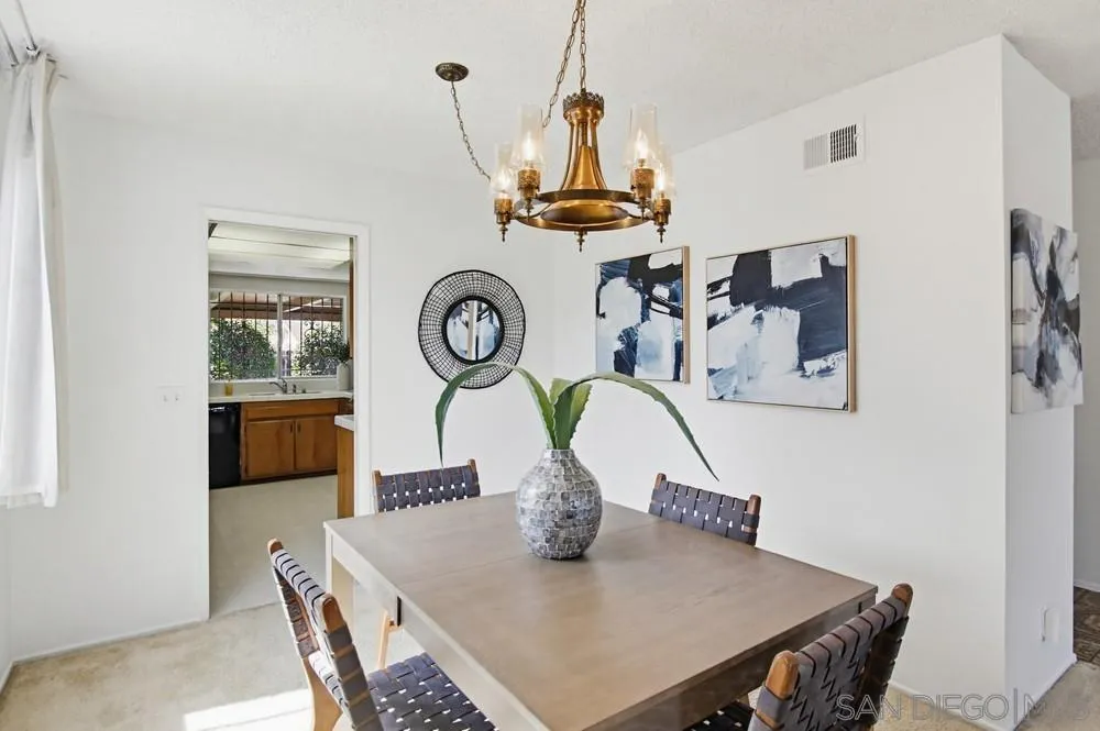 https://cdn.realtyfeed.com/cdn/127/260006343/5ffef4558a93c23e967643f569c3893e.webp