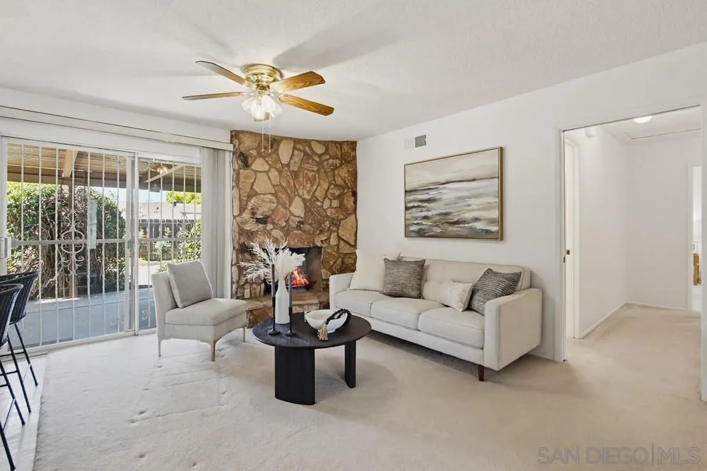 https://cdn.realtyfeed.com/cdn/127/260006343/7d7e37f66d88a5494bafb57618eb46d1.webp