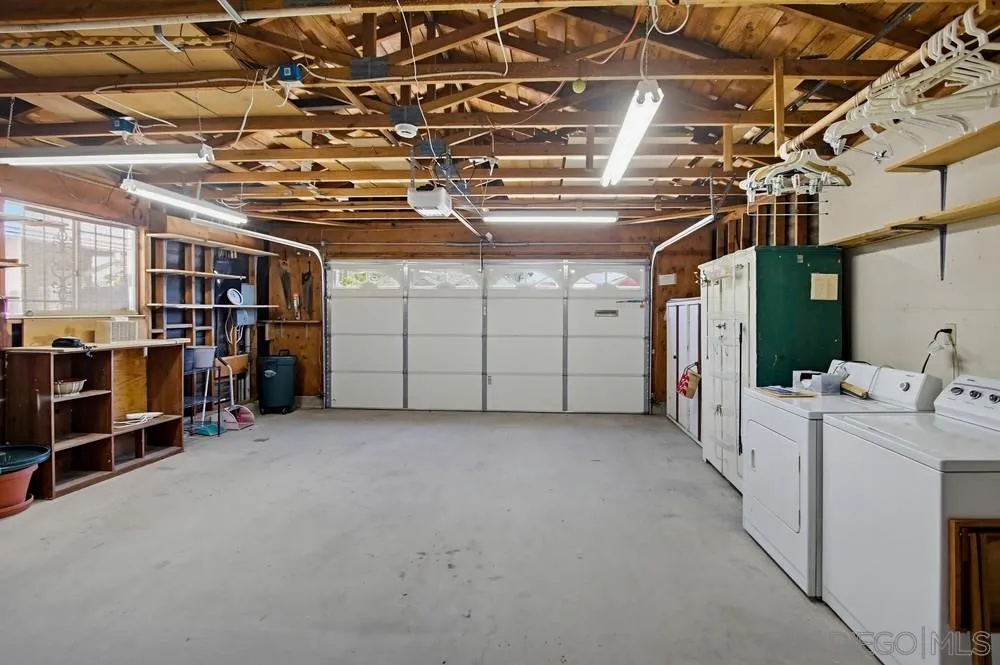 https://cdn.realtyfeed.com/cdn/127/260006343/a8b9b7dc0c163b5fd89c0b1e6384e6af.webp