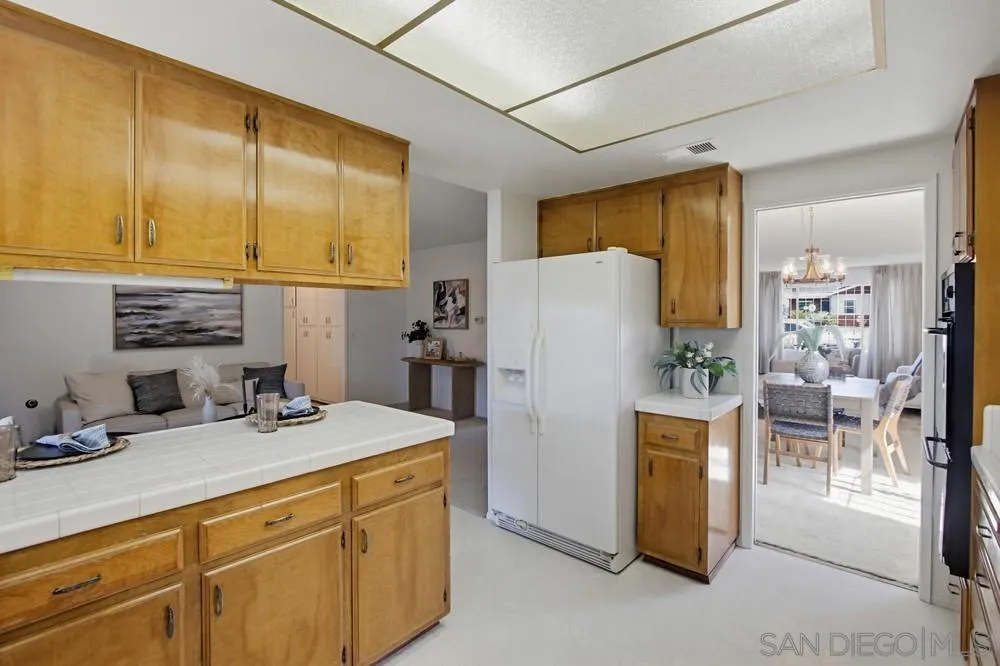 https://cdn.realtyfeed.com/cdn/127/260006343/d1989d5555498fa5fa60ac7743f9c145.webp