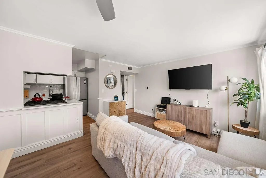 https://cdn.realtyfeed.com/cdn/127/260006346/172c160122b89a58555ff6cce1439901.webp