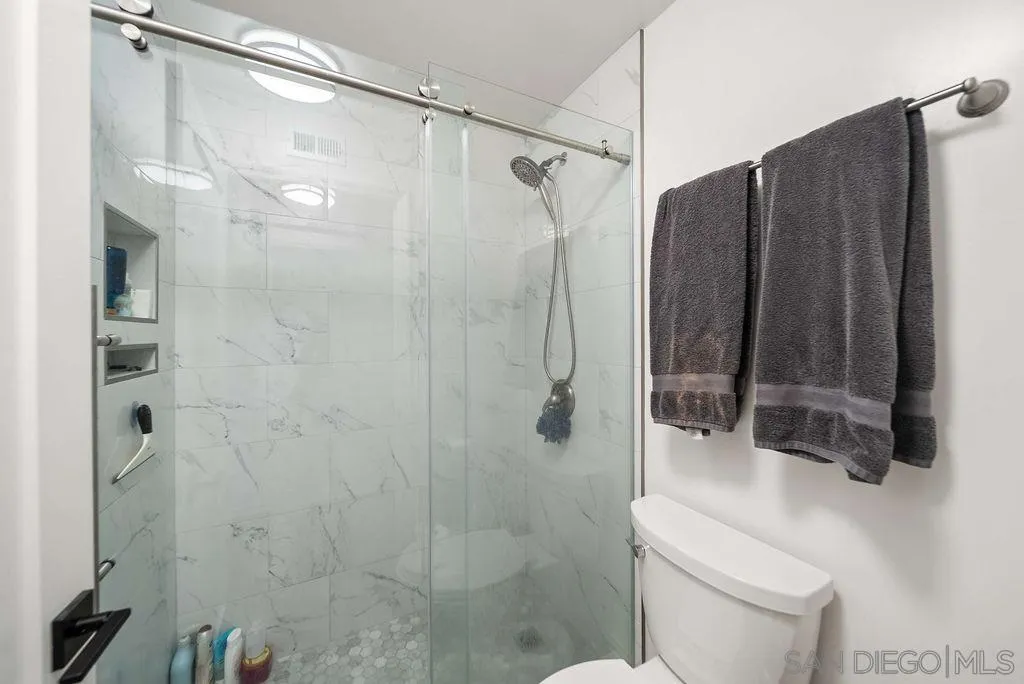 https://cdn.realtyfeed.com/cdn/127/260006346/1d44b2bbf67389e0e74778d014e223d8.webp