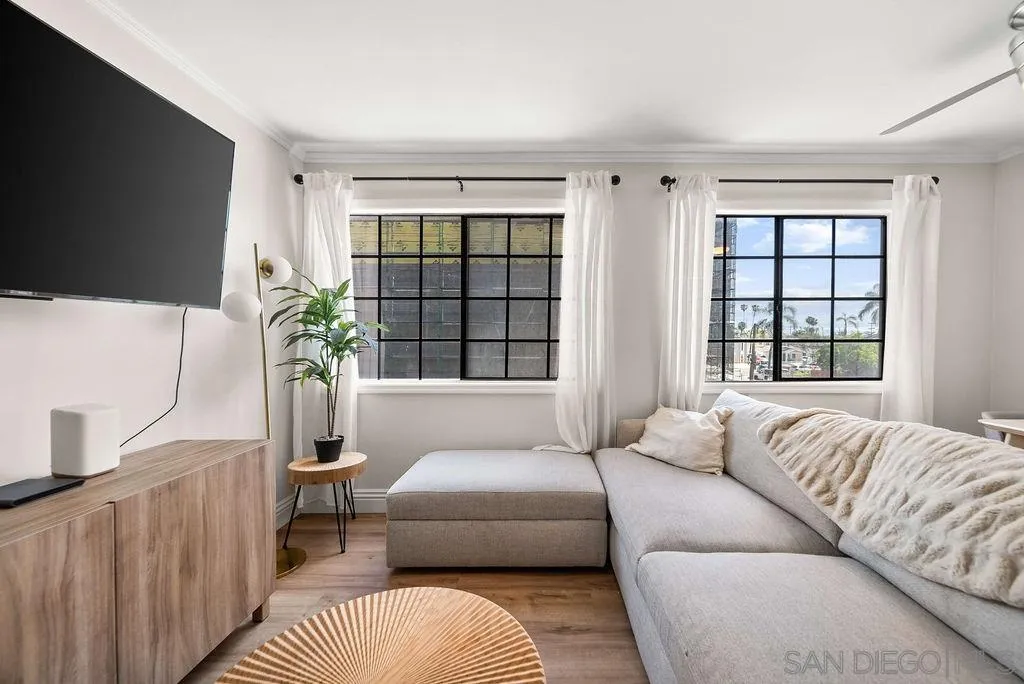 https://cdn.realtyfeed.com/cdn/127/260006346/715271ff76e156e0f974de25838af766.webp