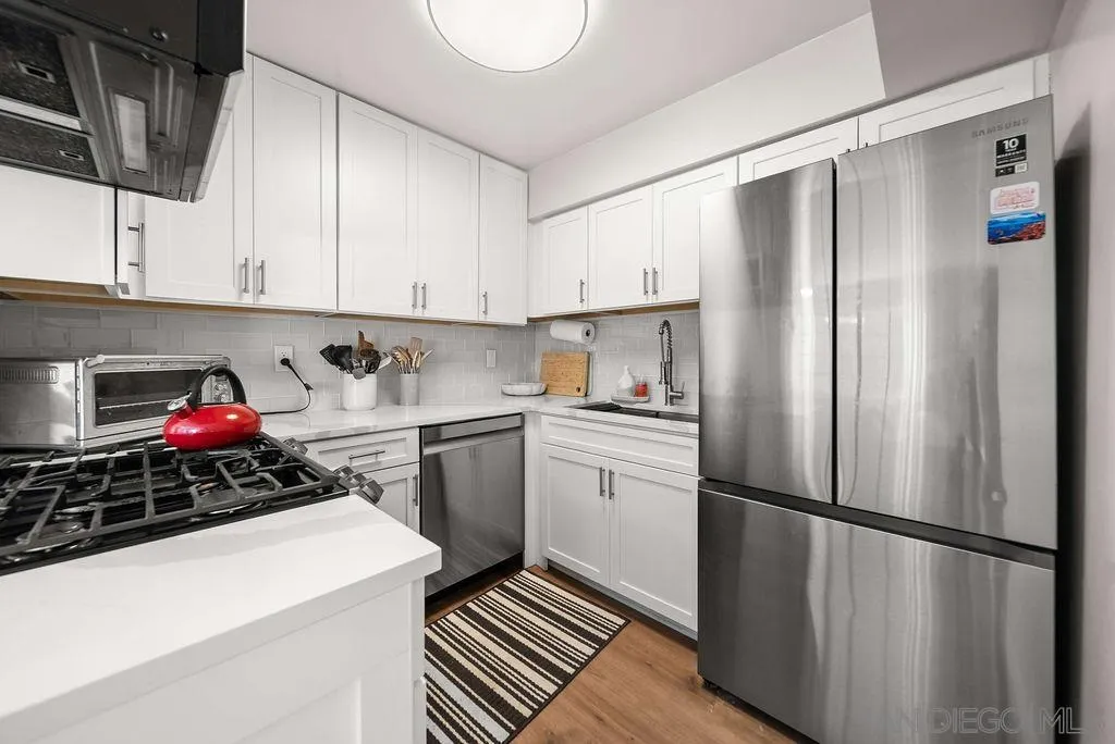 https://cdn.realtyfeed.com/cdn/127/260006346/830a706aeb02892a1af1d0c40a529af7.webp