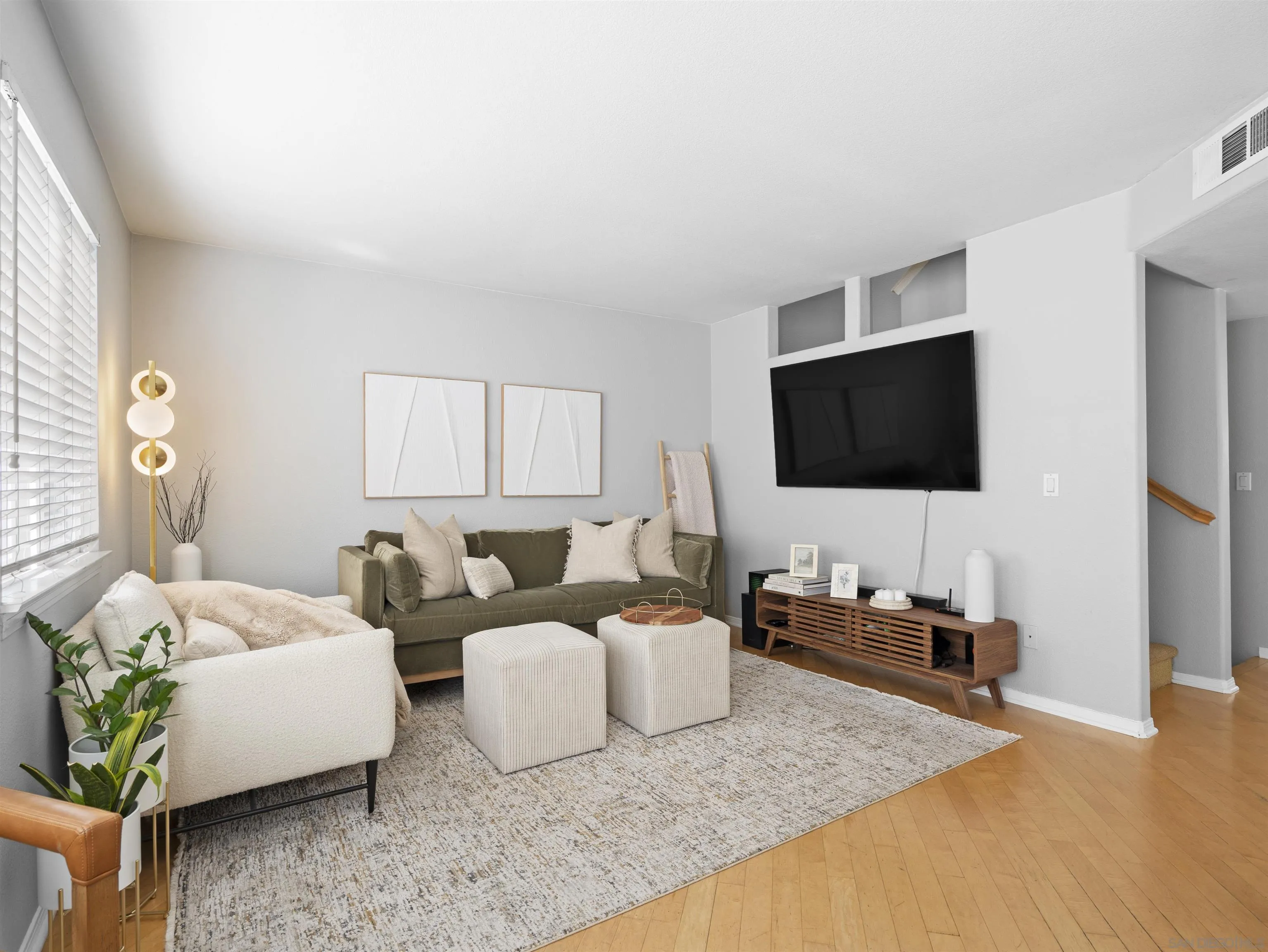 Photo #7: 260006348 Listing: Photo #7