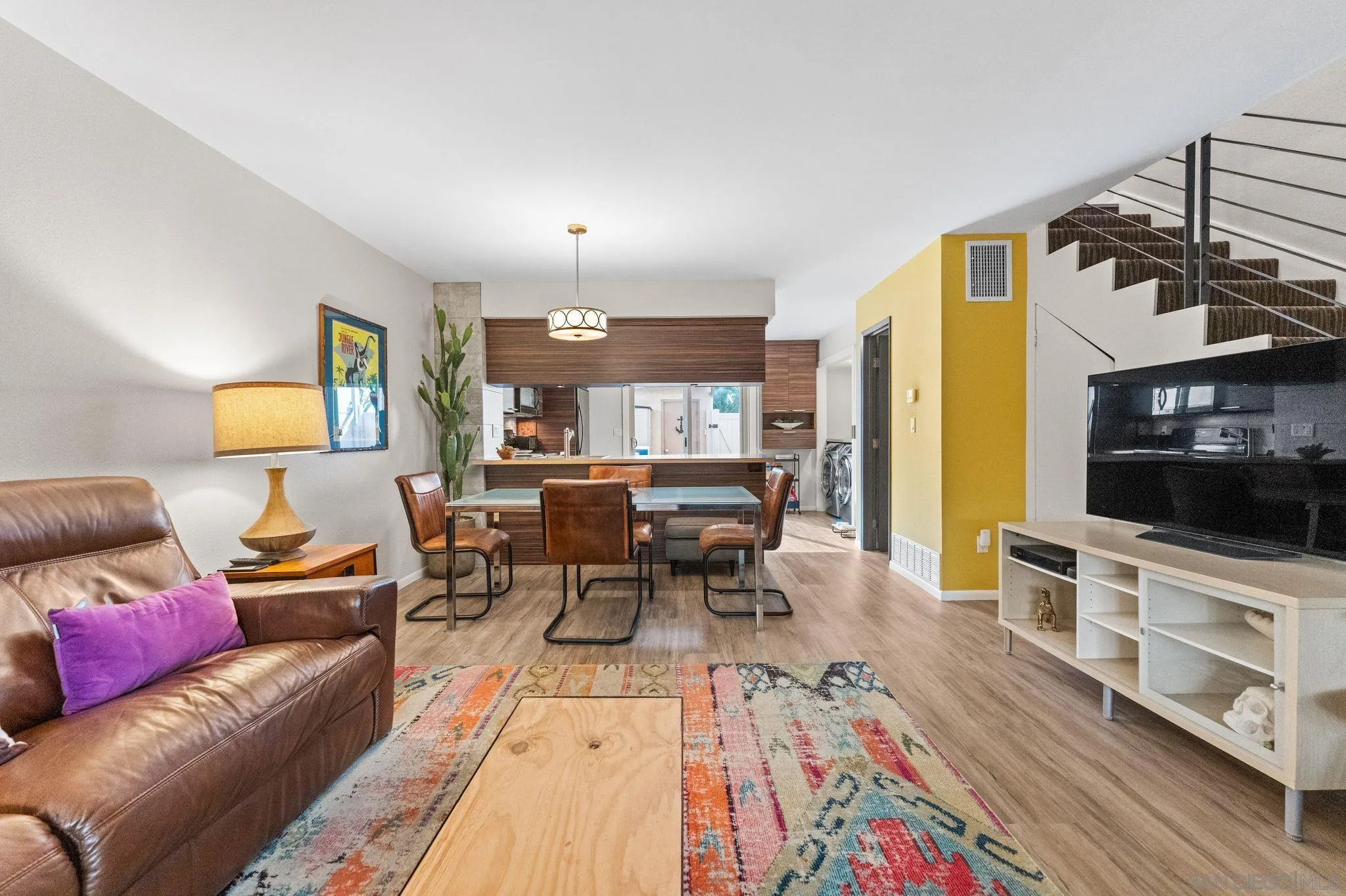 https://cdn.realtyfeed.com/cdn/127/260006351/0ed067544dcc4e0c49bc9f6b670278e6.webp