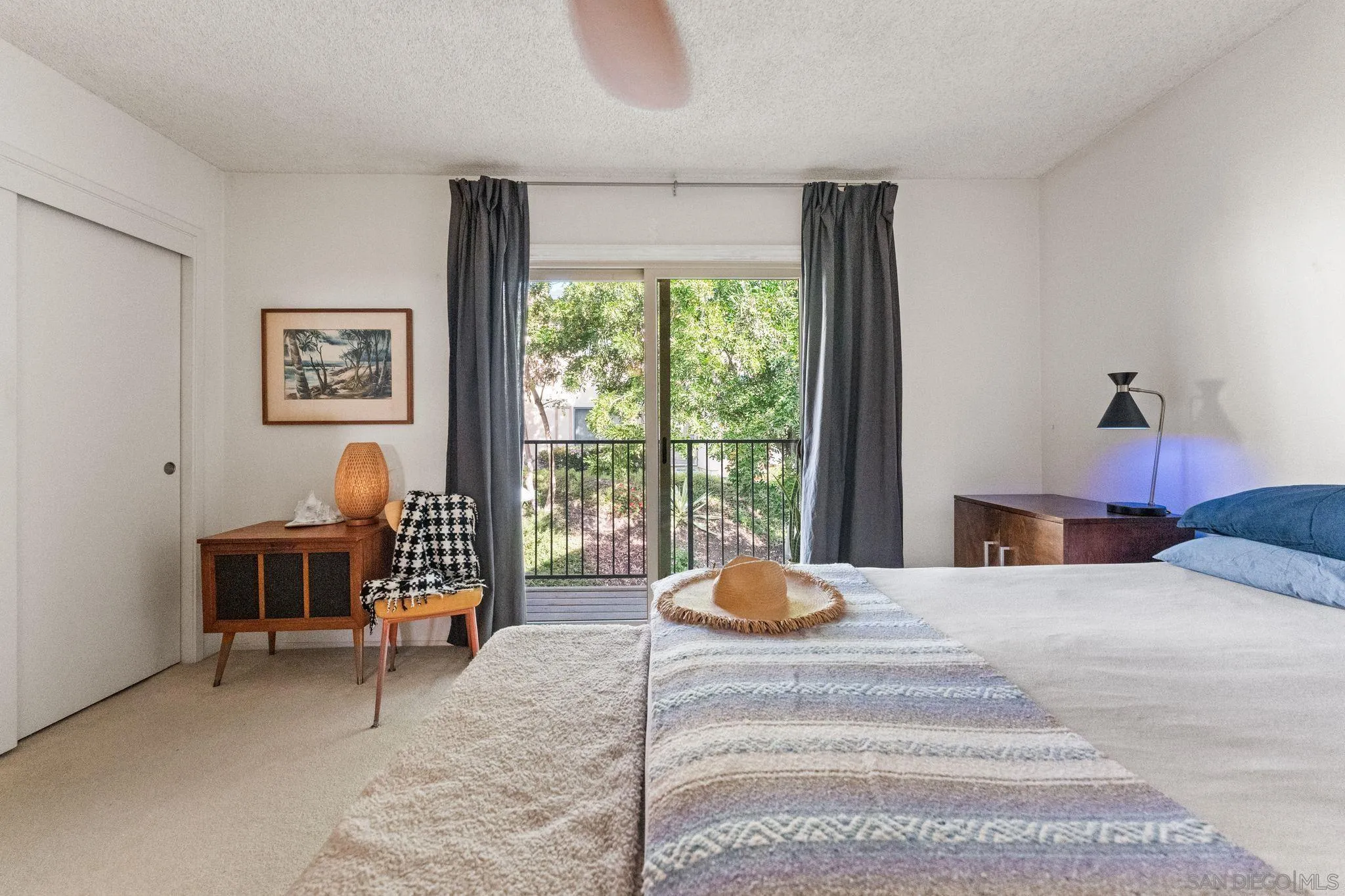 https://cdn.realtyfeed.com/cdn/127/260006351/2c899db8e0f77347987be9213ae2f2f3.webp