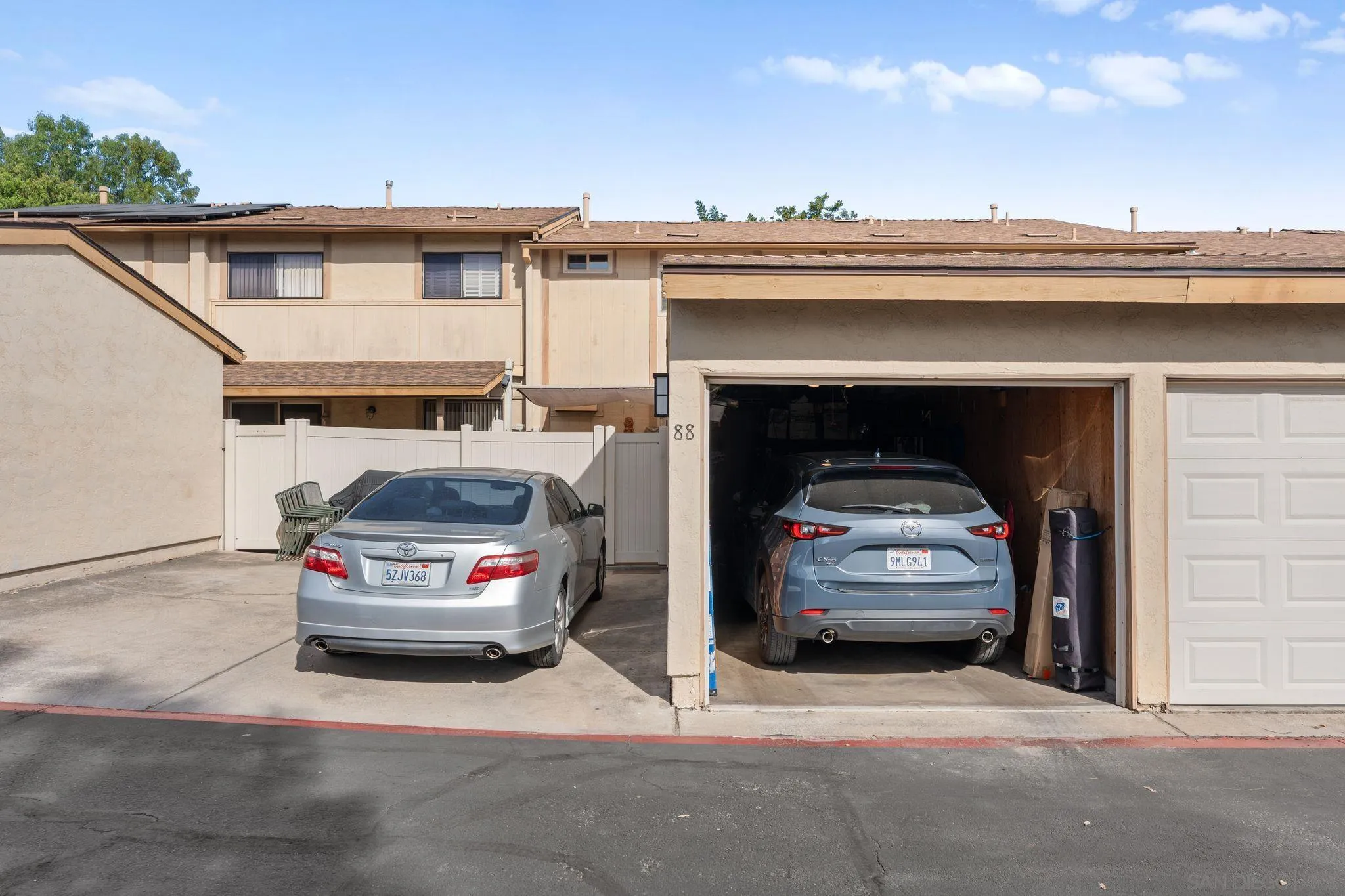 https://cdn.realtyfeed.com/cdn/127/260006351/2eb846ec5ab0e4e6a2db894aec06d945.webp