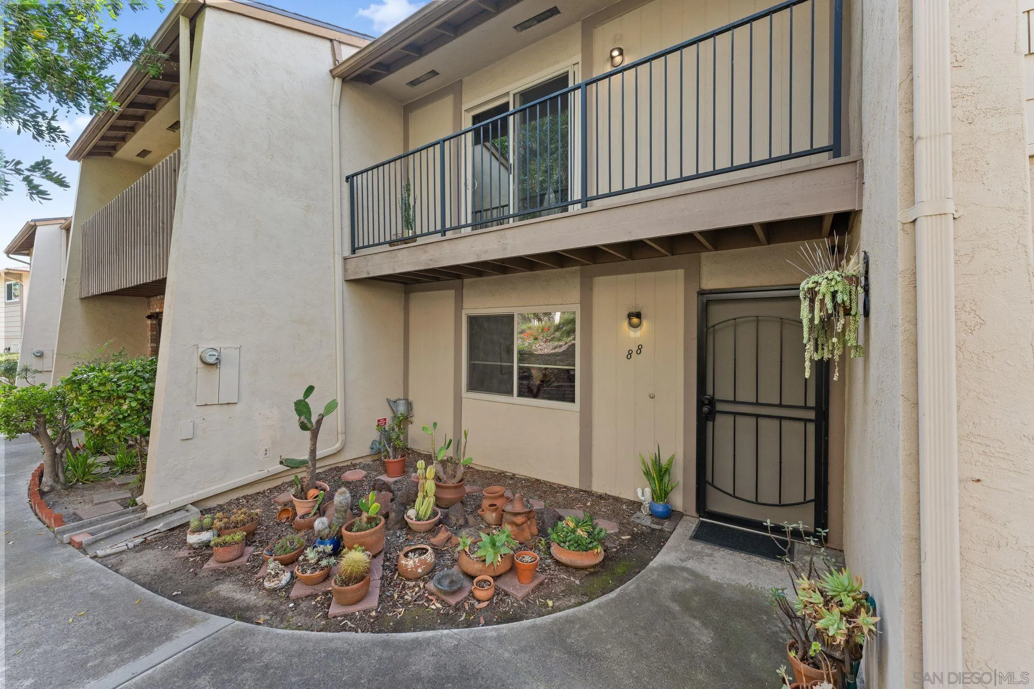 https://cdn.realtyfeed.com/cdn/127/260006351/5de0f4b7c3382b97bfd3306b1b915a03.webp