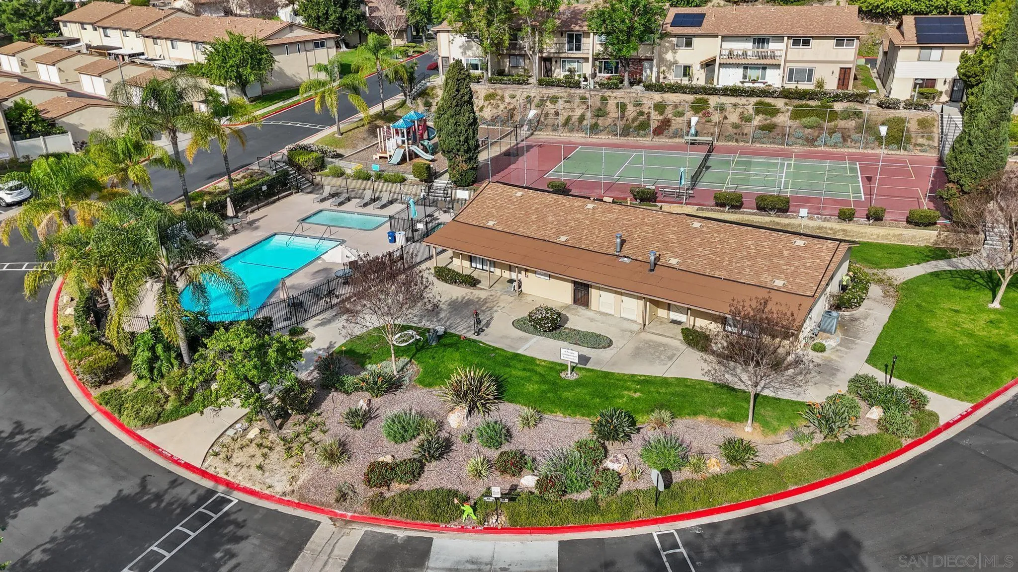 https://cdn.realtyfeed.com/cdn/127/260006351/9d79ef880536d9b09b6baad61ef08284.webp