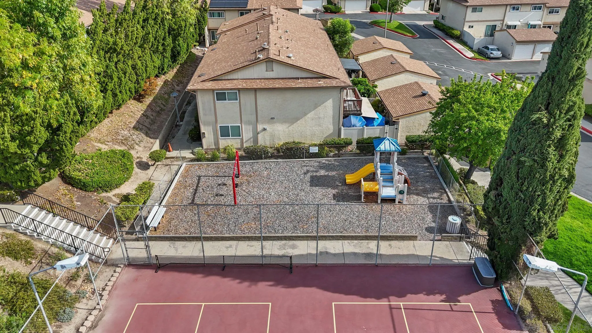 https://cdn.realtyfeed.com/cdn/127/260006351/d8e199910bde47a0cd0dff8ccb491f59.webp