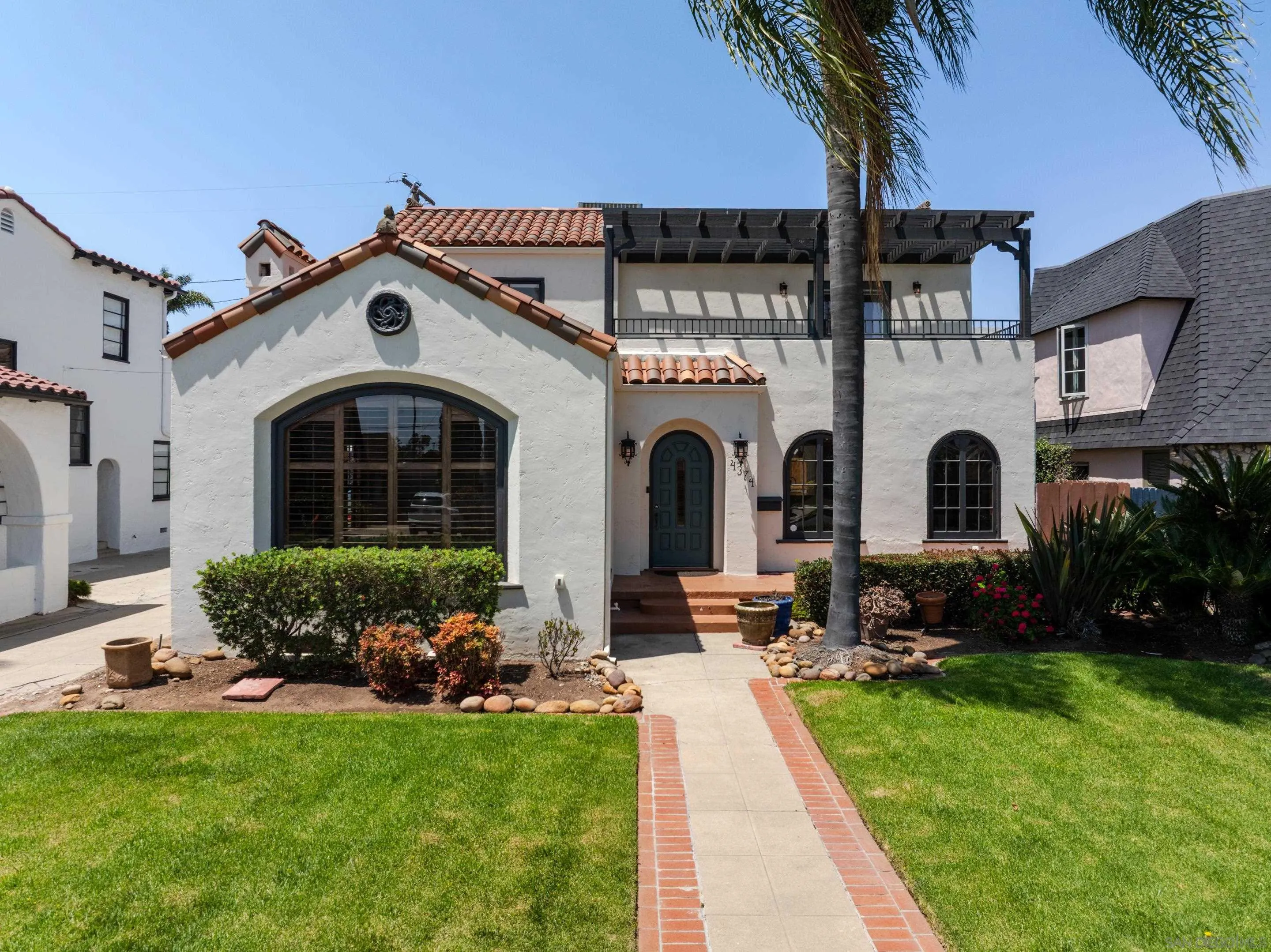 https://cdn.realtyfeed.com/cdn/127/260006352/073a425d815058adf34c15238f1b4c71.webp