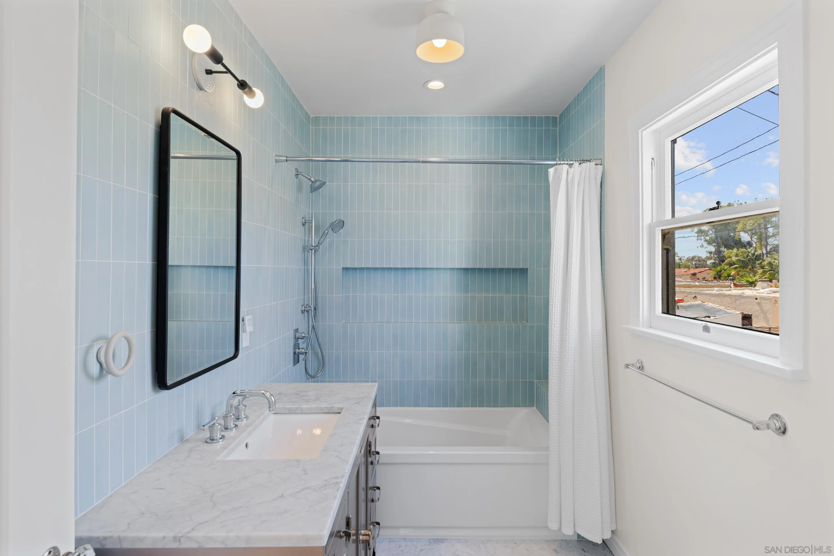 https://cdn.realtyfeed.com/cdn/127/260006352/29e0fa2b18665bc24ec4c6ac7d83f981.webp