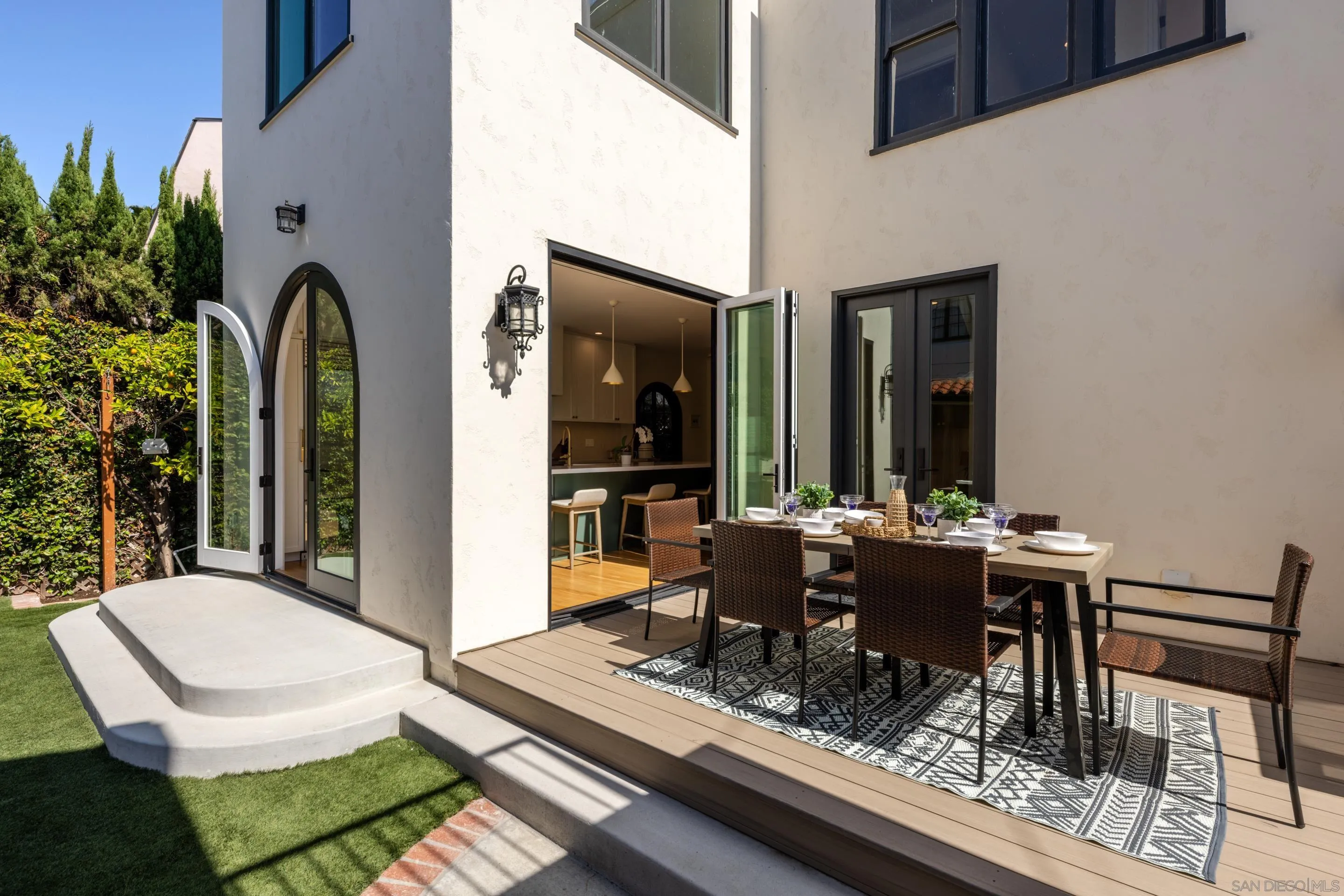 https://cdn.realtyfeed.com/cdn/127/260006352/392ac964c1b326d92bc5da44afe595a8.webp
