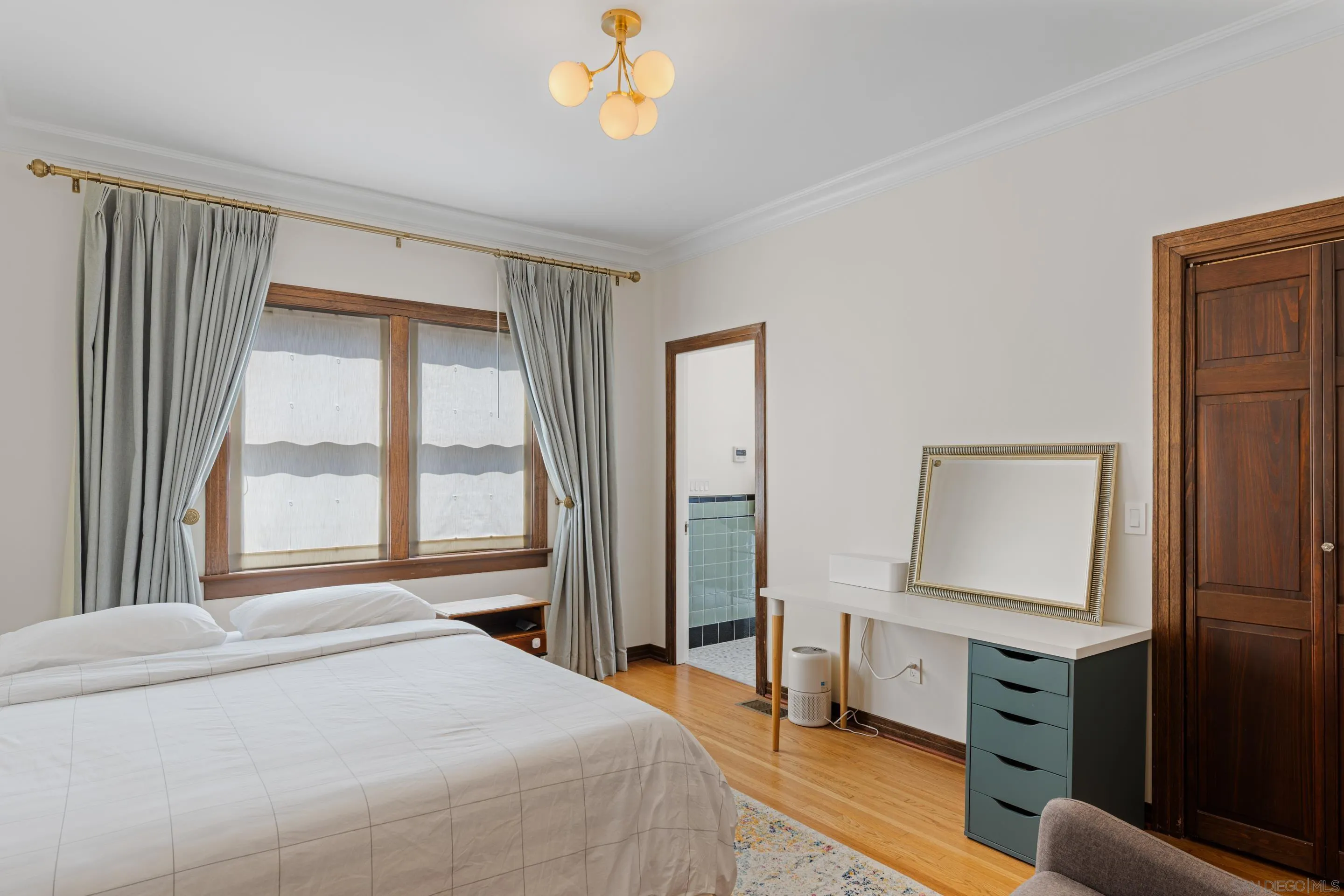 https://cdn.realtyfeed.com/cdn/127/260006352/d29ffe845ea2d535c7812820b8a38081.webp