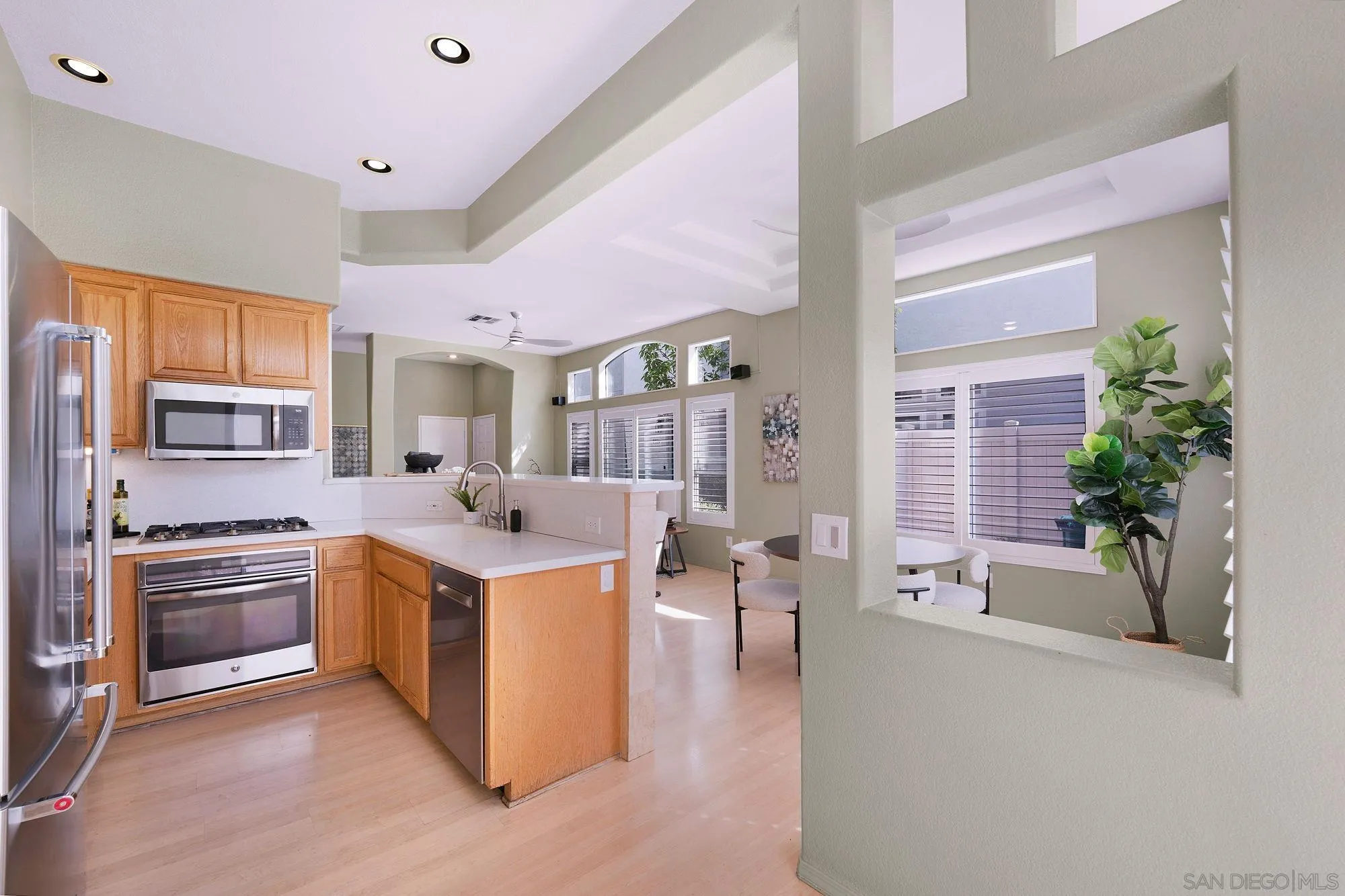 https://cdn.realtyfeed.com/cdn/127/260006353/5d7065c7620989c109a379bb96b01b1a.webp