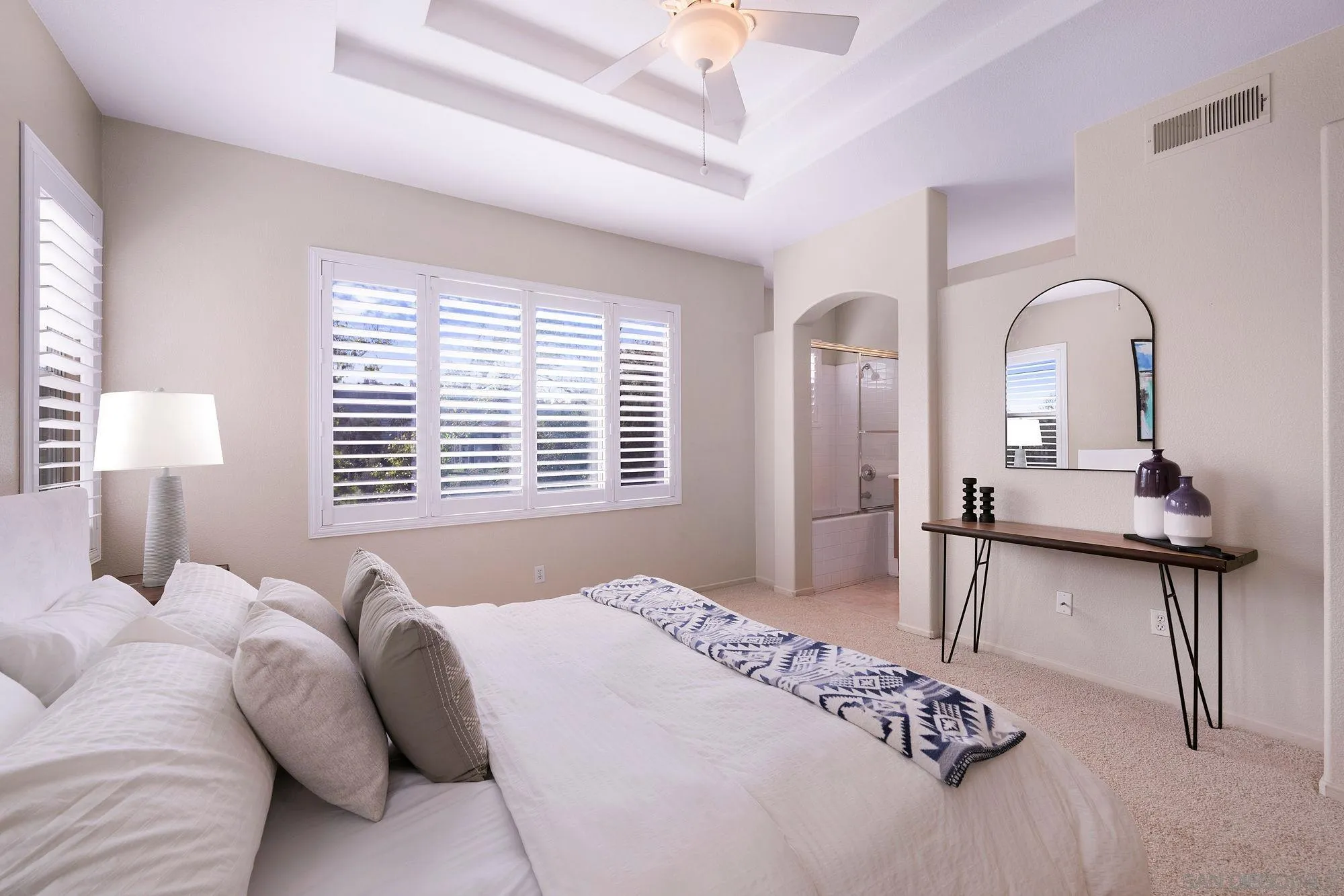 https://cdn.realtyfeed.com/cdn/127/260006353/75c1f0324adab485cde12457b931e9d0.webp