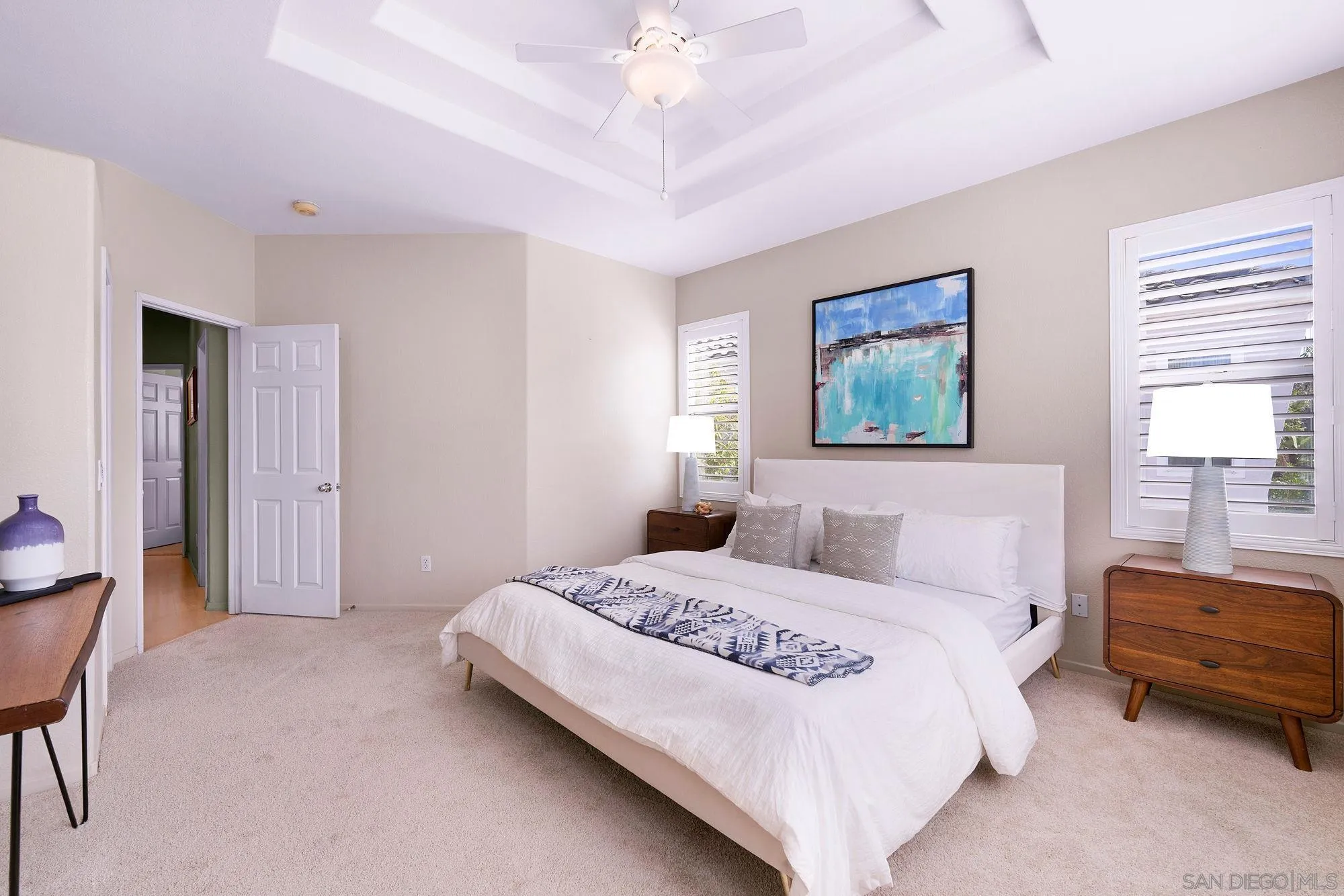 https://cdn.realtyfeed.com/cdn/127/260006353/d0d405b171a8f5eab54f3be0adf51426.webp