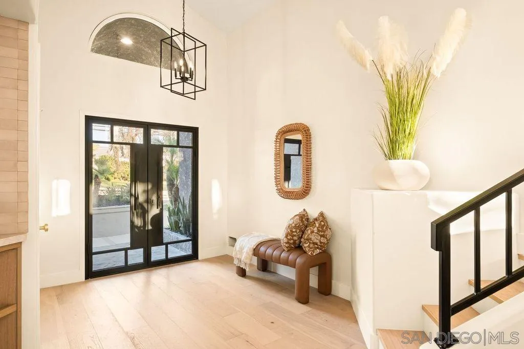 526 Saxony, Encinitas, CA, 92024