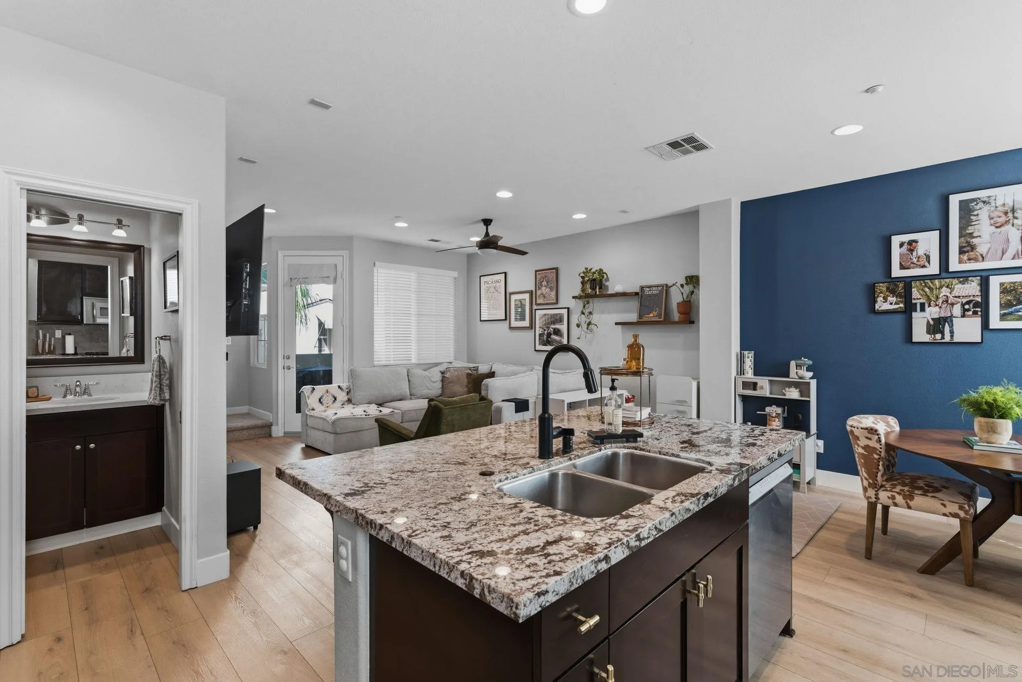 2327 Sentinel Ln, San Marcos, CA, 92078