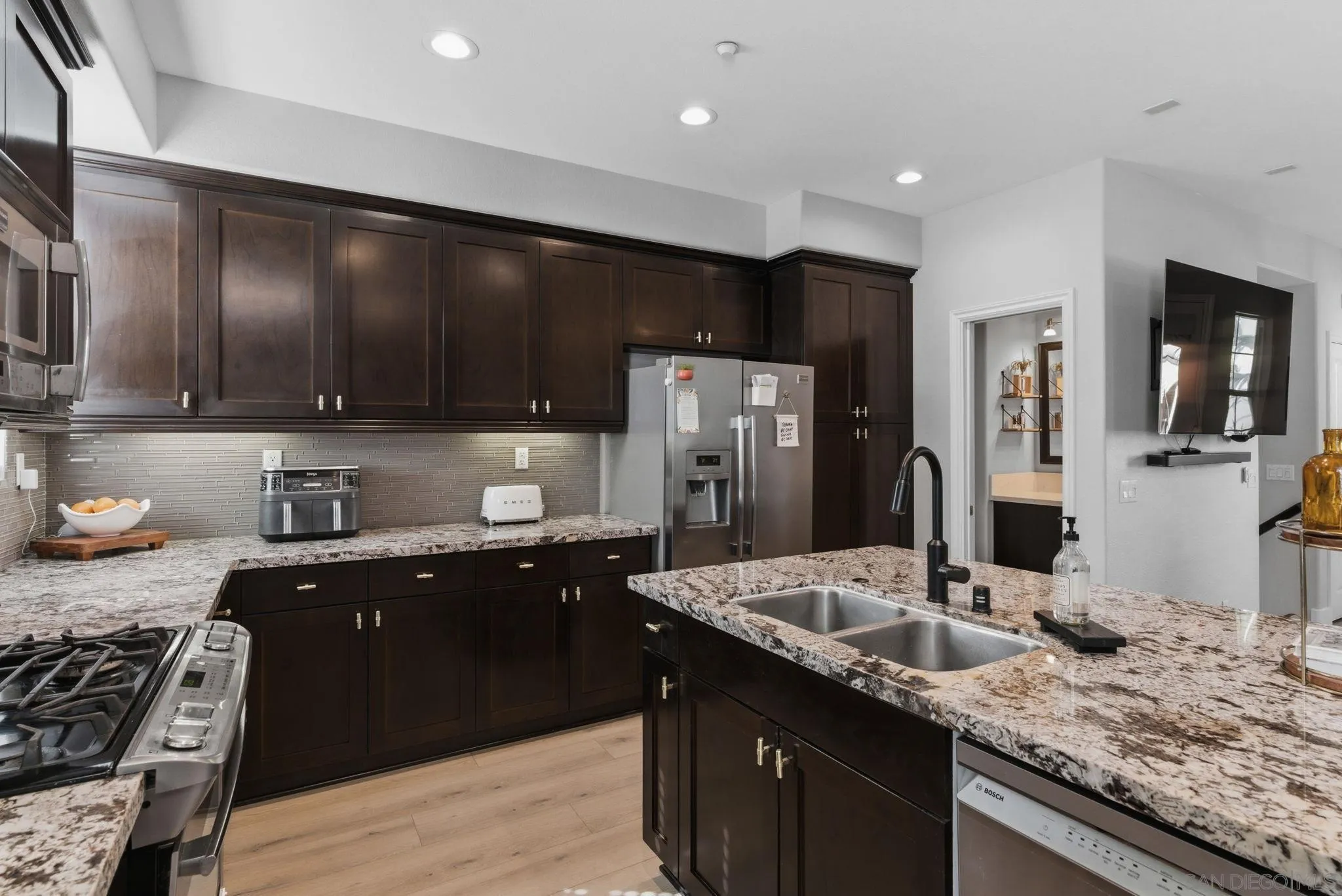 2327 Sentinel Ln, San Marcos, CA, 92078