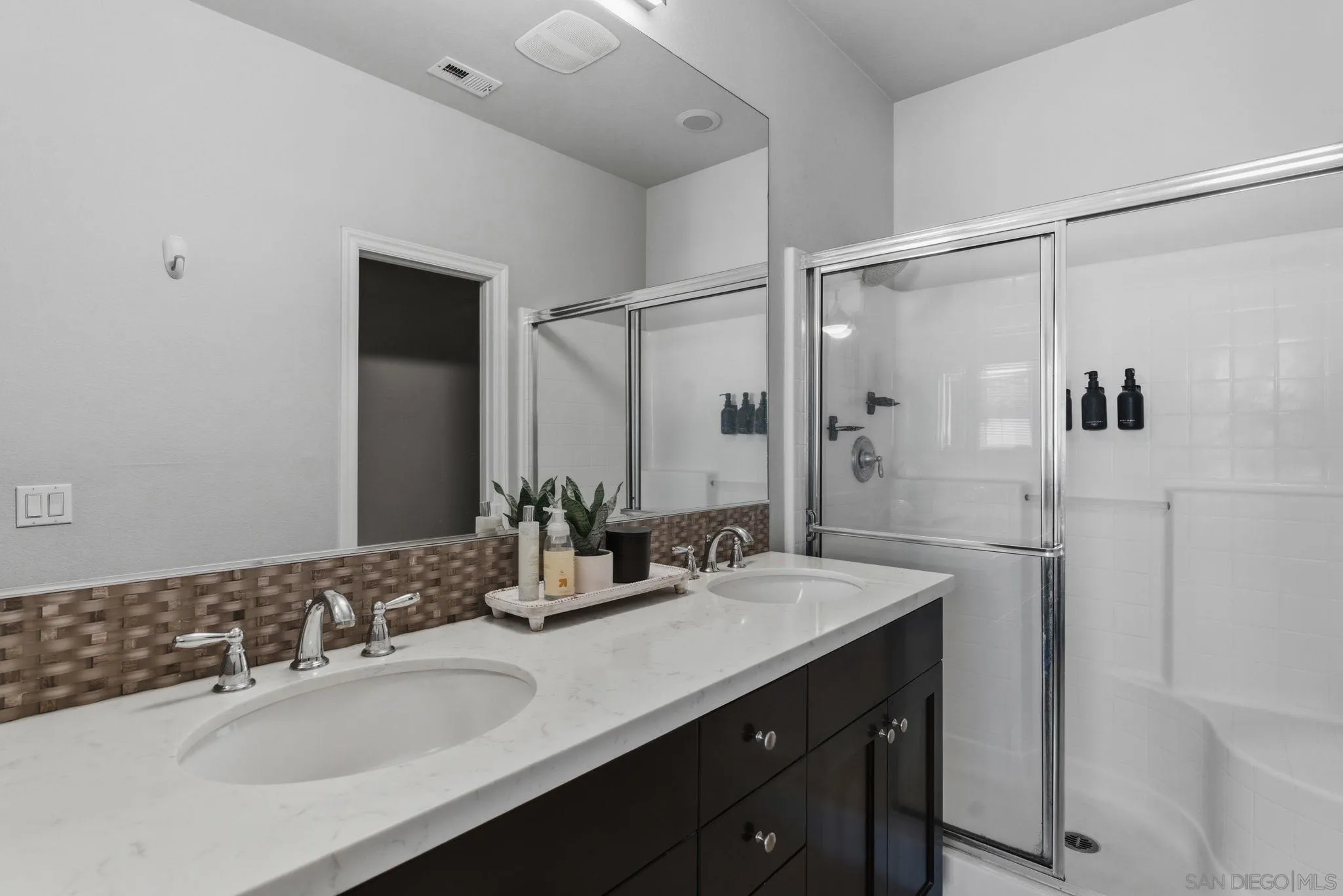 2327 Sentinel Ln, San Marcos, CA, 92078