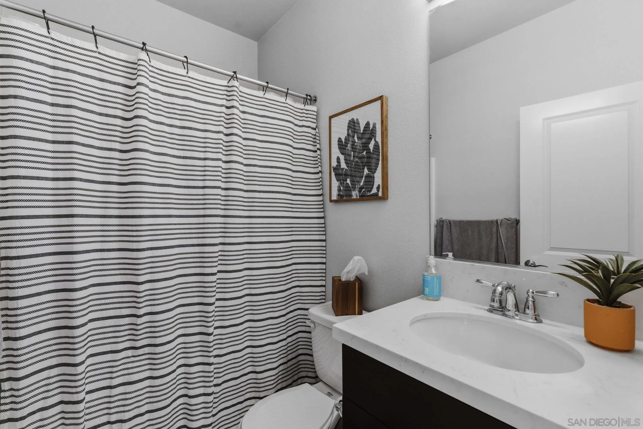 2327 Sentinel Ln, San Marcos, CA, 92078