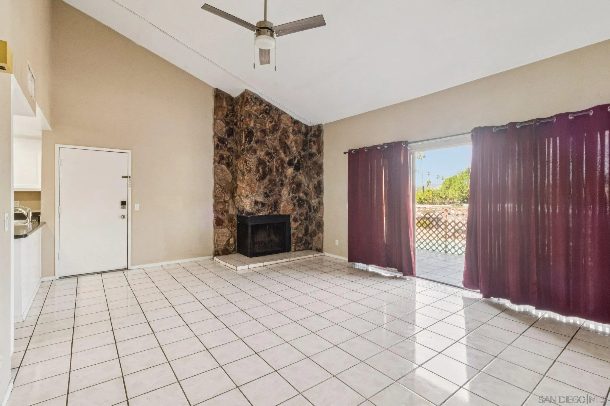 https://cdn.realtyfeed.com/cdn/127/260006358/351c36b9f7bfe95f05c537461dca0caf.webp