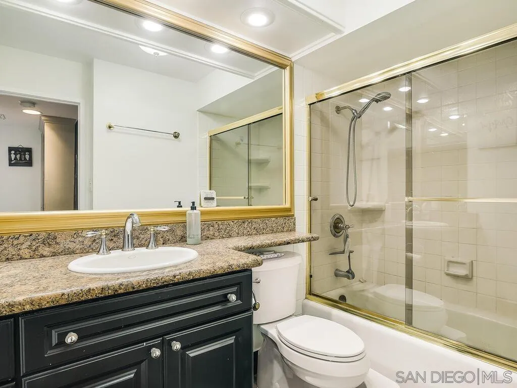 Photo #21: 260006361 Listing: Photo #21