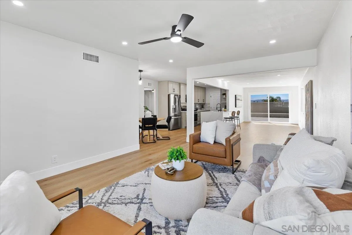 https://cdn.realtyfeed.com/cdn/127/260006363/42bcb4bbd022ae0ff572ed23c9f6a771.webp